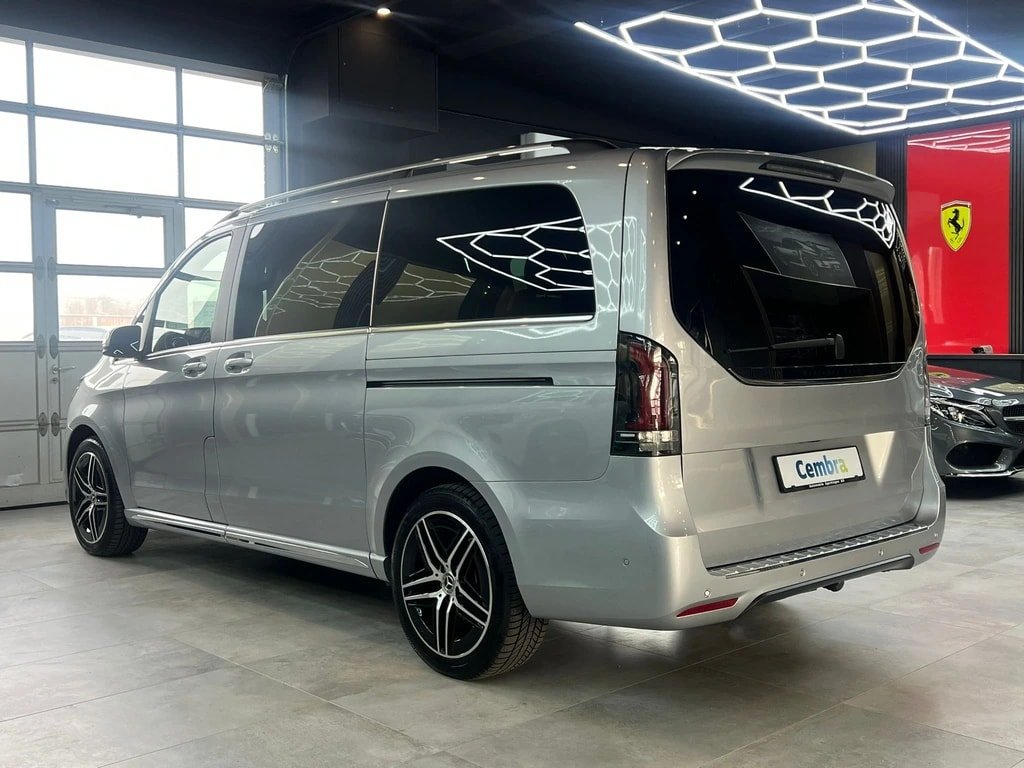 MERCEDES-BENZ V 300 d lang AMG Line Avantgarde 4Matic 9G-Tro, Diesel, Second hand / Used, Automatic - 7