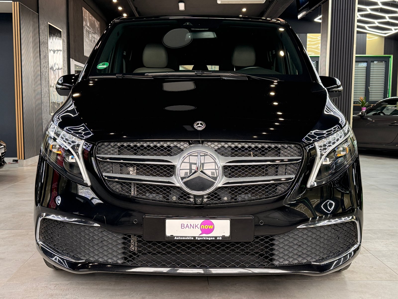 MERCEDES-BENZ V 300 d Extralang Avantgarde 4Matic 9G-Tronic, Diesel, Second hand / Used, Automatic - 2
