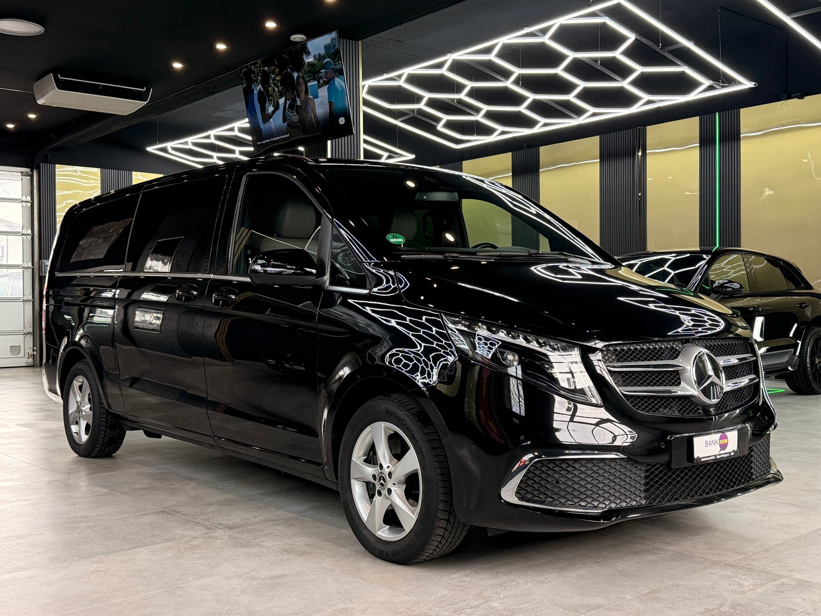 MERCEDES-BENZ V 300 d Extralang Avantgarde 4Matic 9G-Tronic, Diesel, Second hand / Used, Automatic - 3