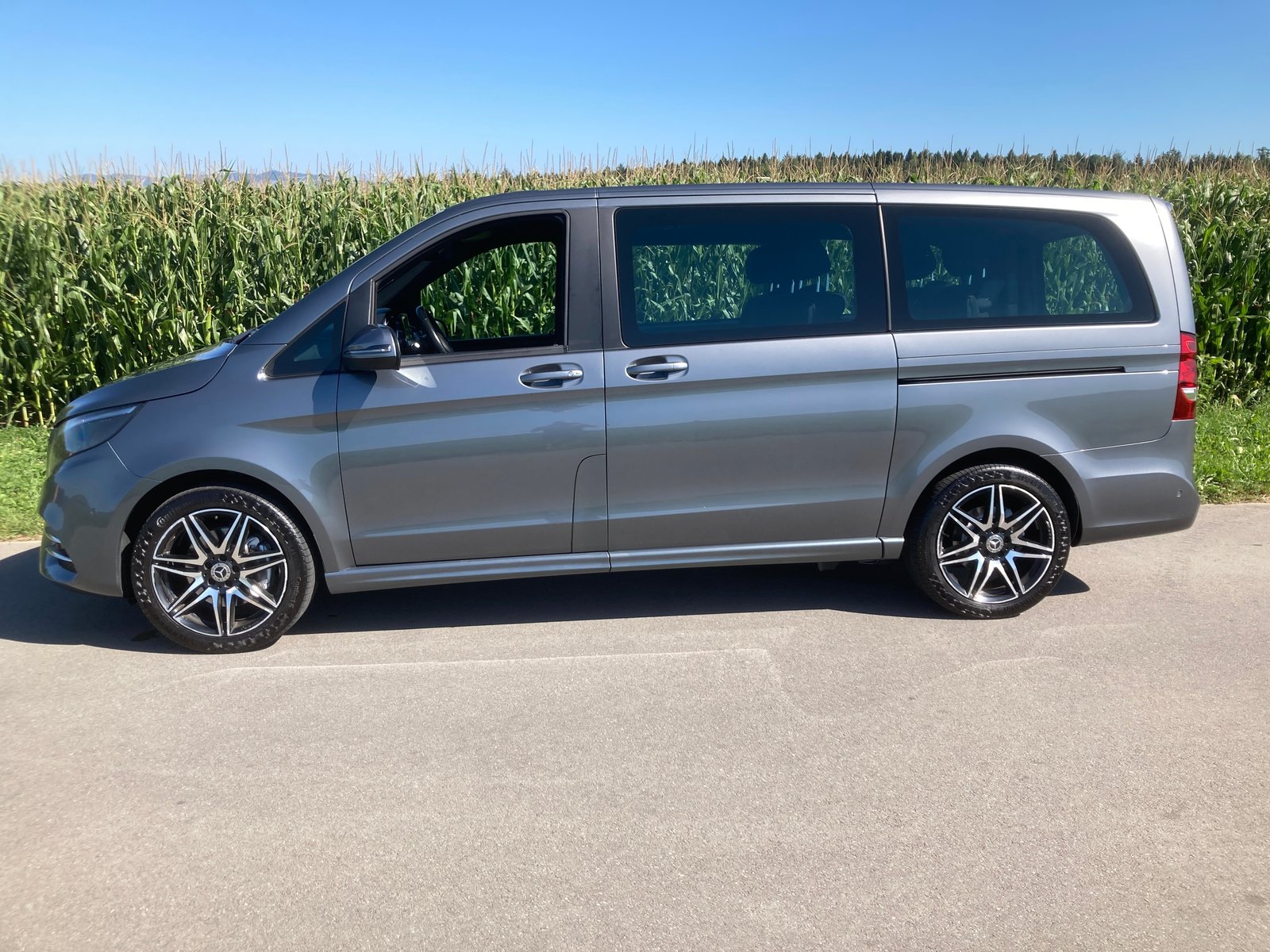 MERCEDES-BENZ V 300 d lang 4Matic 9G-Tronic, Diesel, Second hand / Used, Automatic - 5