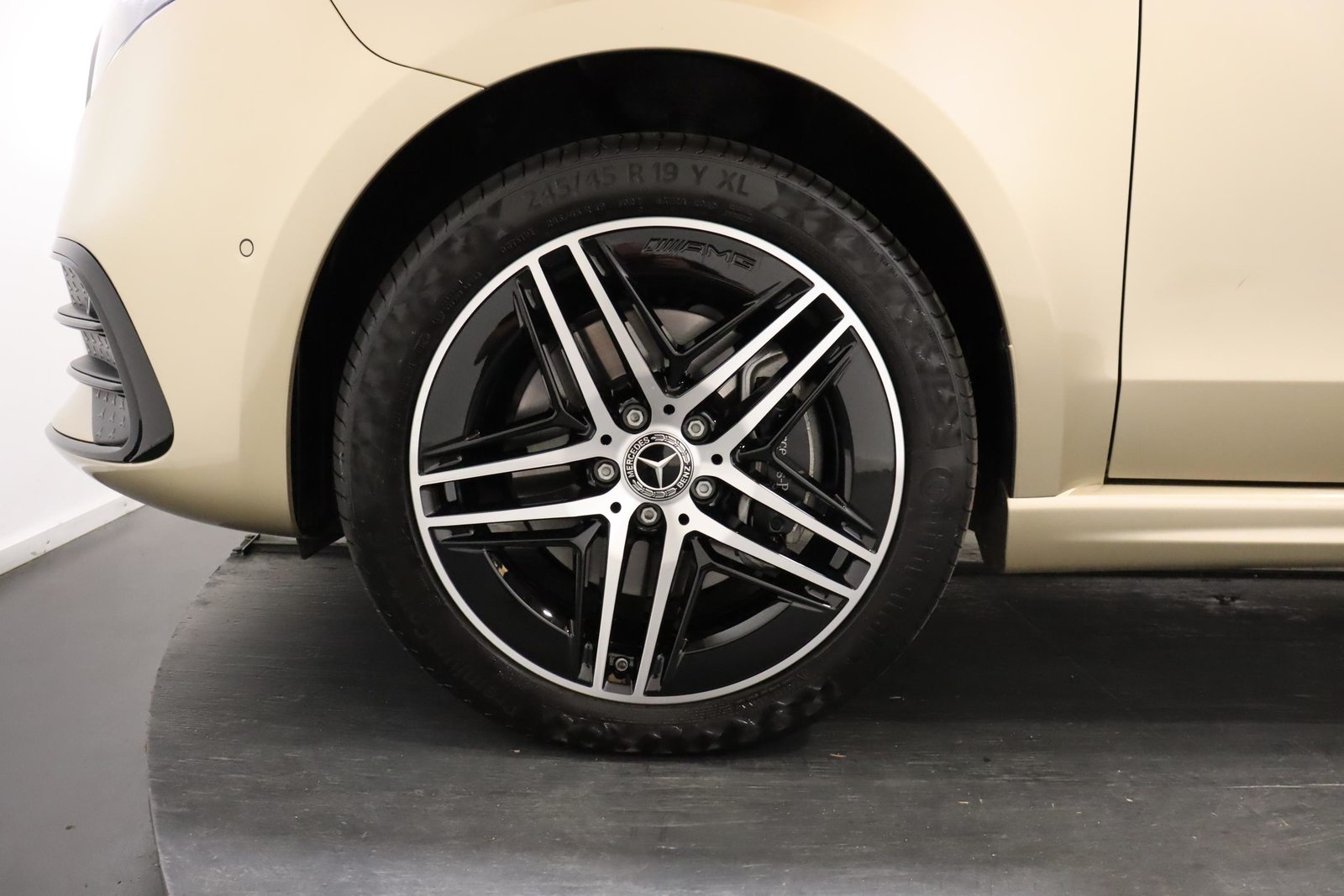 MERCEDES-BENZ V 300 d Avantgarde kurz Van, Diesel, Occasion / Gebraucht, Automatik - 4