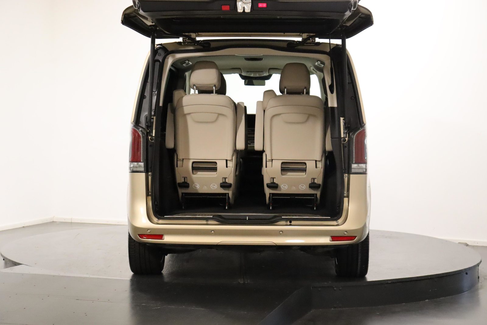 MERCEDES-BENZ V 300 d Avantgarde kurz Van, Diesel, Occasion / Gebraucht, Automatik - 5