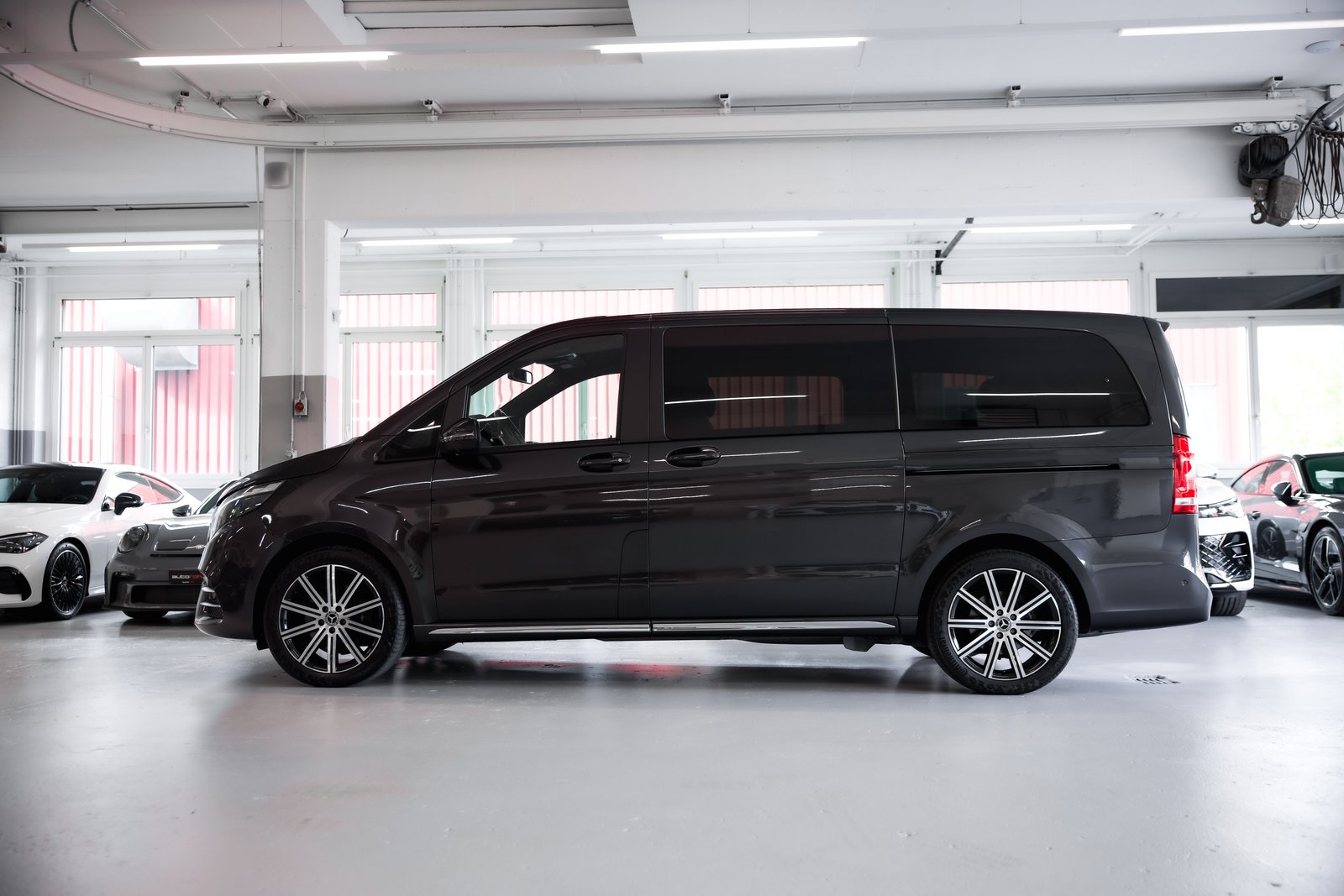 MERCEDES-BENZ V 300 d lang AMG Line Avantgarde 4Matic 9G-Tro, Diesel, Occasion / Gebraucht, Automatik - 5