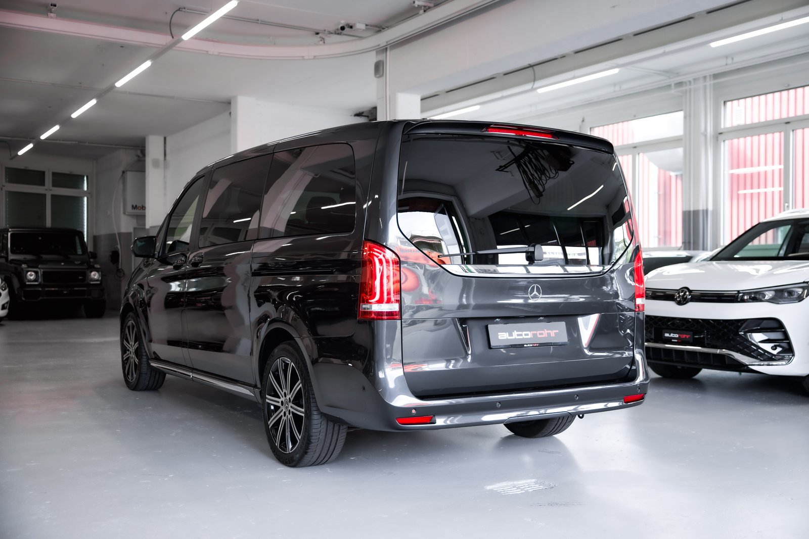 MERCEDES-BENZ V 300 d lang AMG Line Avantgarde 4Matic 9G-Tro, Diesel, Occasion / Gebraucht, Automatik - 7