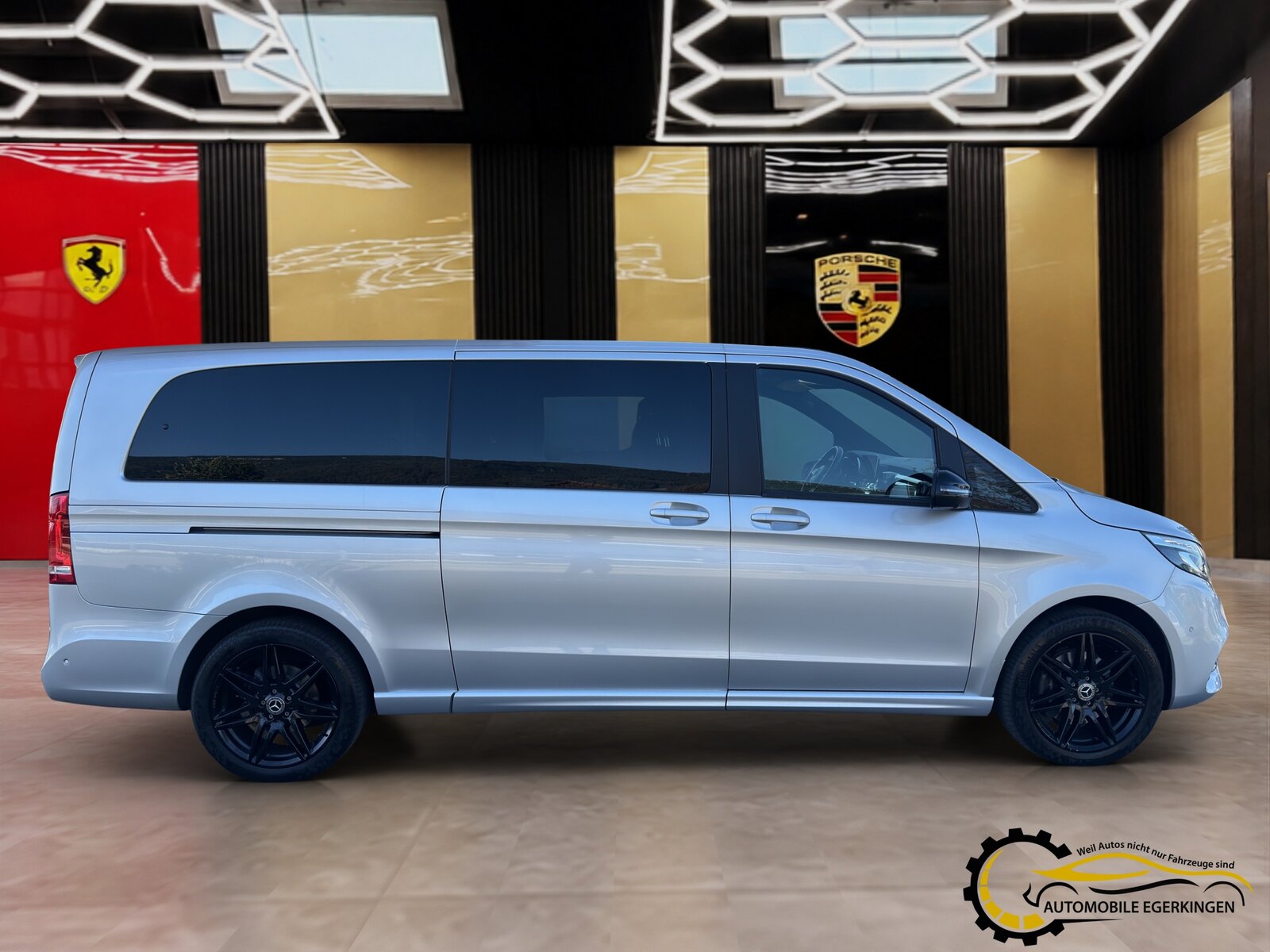 MERCEDES-BENZ V 300 d extralang Avantgarde 4Matic 9G-Tronic, Diesel, Second hand / Used, Automatic - 4