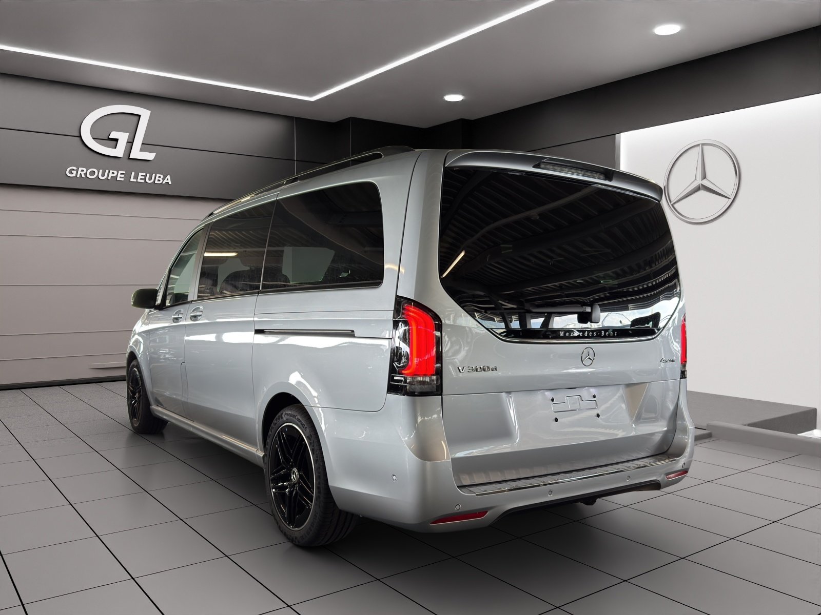 MERCEDES-BENZ V 300 d lang Swiss Edition 4Matic 9G-Tronic, Diesel, Vorführwagen, Automat - 4