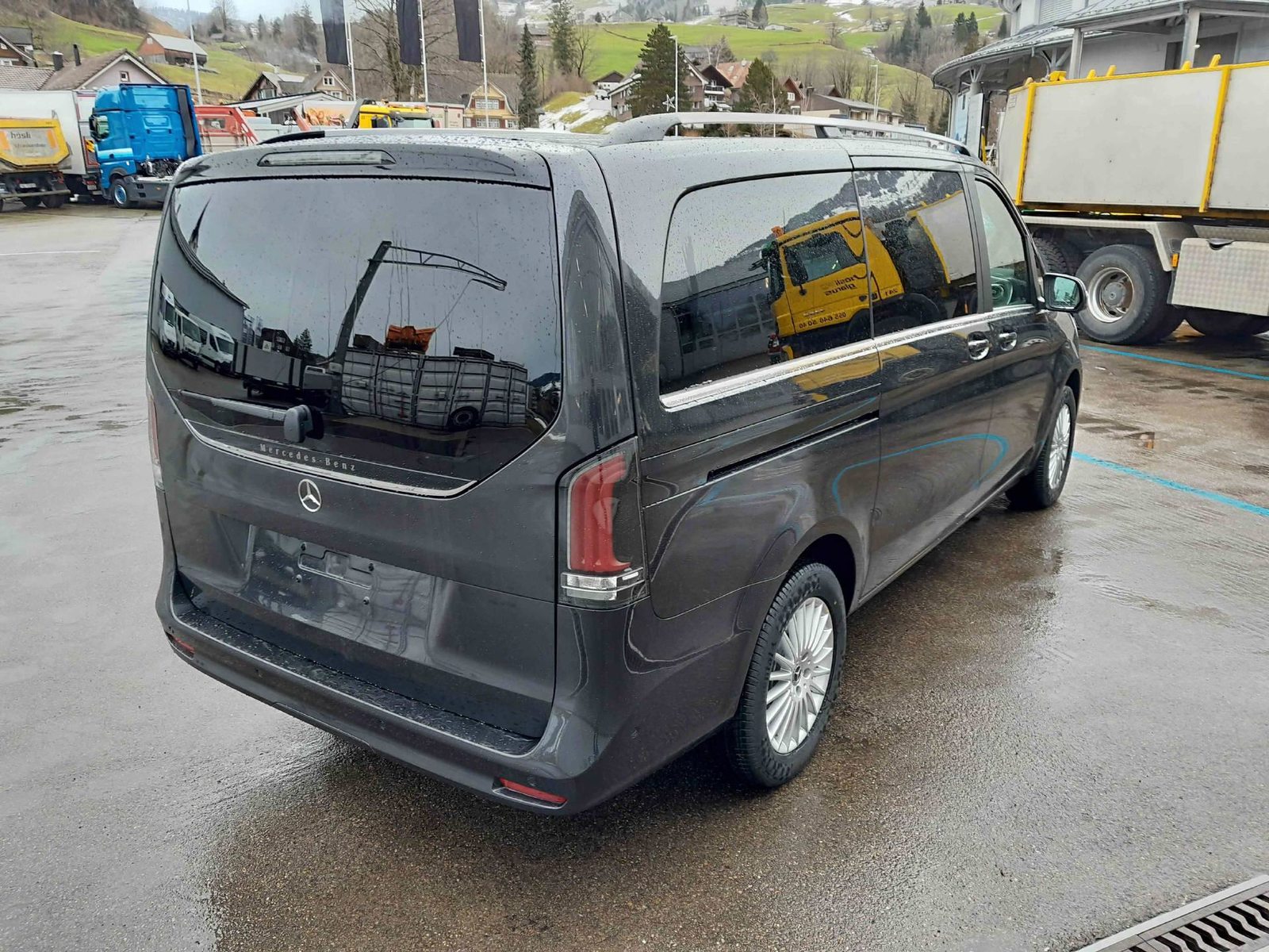 MERCEDES-BENZ V 300 d Avantgarde lang Van 4x4, Diesel, Vorführwagen, Automatik - 7