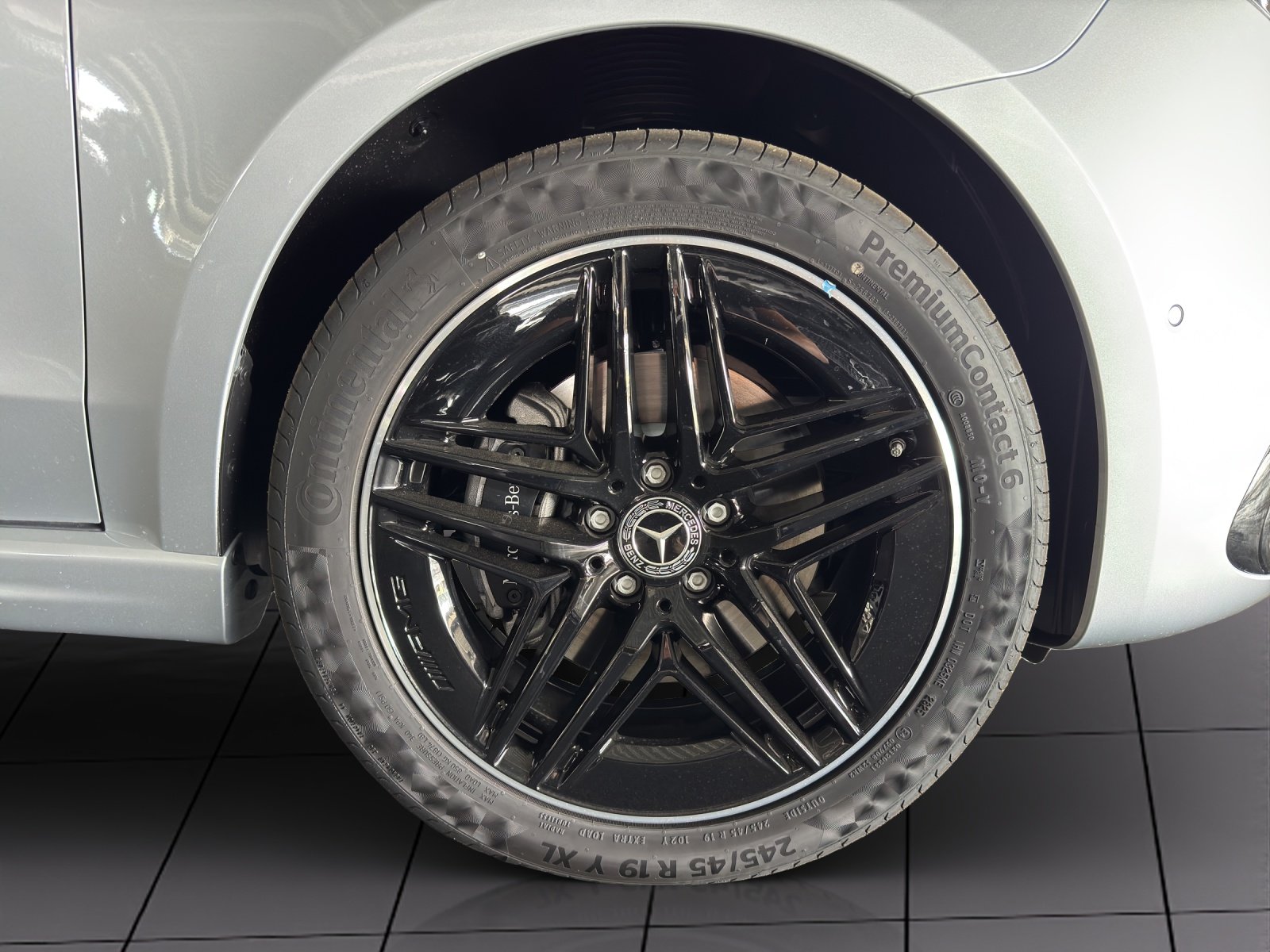 MERCEDES-BENZ V 300 d lang Swiss Edition 4Matic 9G-Tronic, Diesel, Auto dimostrativa, Automatico - 7