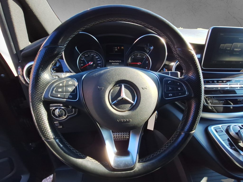 MERCEDES-BENZ V 447 V 250 d BlueTec Avant. kurz 4m, Diesel, Occasion / Utilisé, Automatique - 7