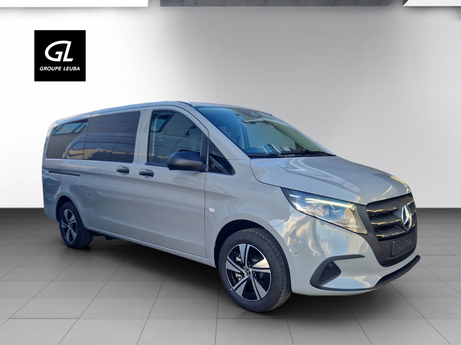 MERCEDES-BENZ Vito 116 CDI Lang Select Family Tourer 4Matic