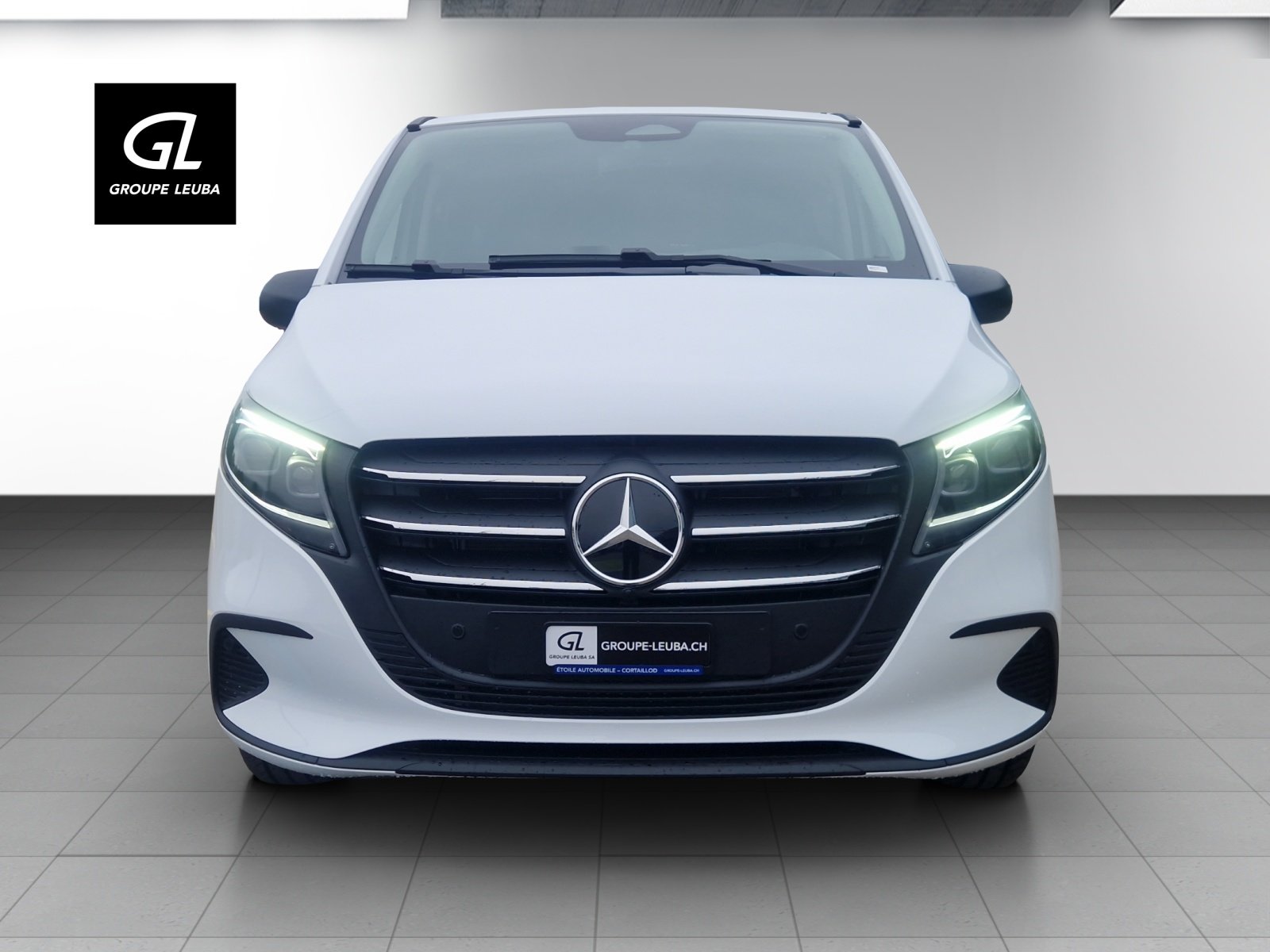 MERCEDES-BENZ Vito 116 CDI Lang Select Family Tourer 4Matic, Diesel, Auto nuove, Automatico - 2
