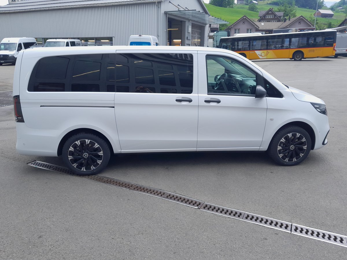 MERCEDES-BENZ Vito 116 CDI Lang Select Family Tourer 4Matic 9G-Tronic, Diesel, Occasion / Gebraucht, Automat - 6