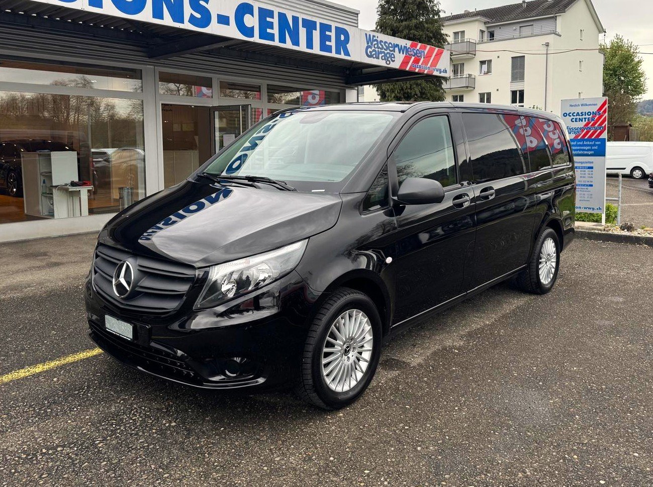 MERCEDES-BENZ Vito 116 CDI Lang Select Tourer 4Matic 9G-Tron