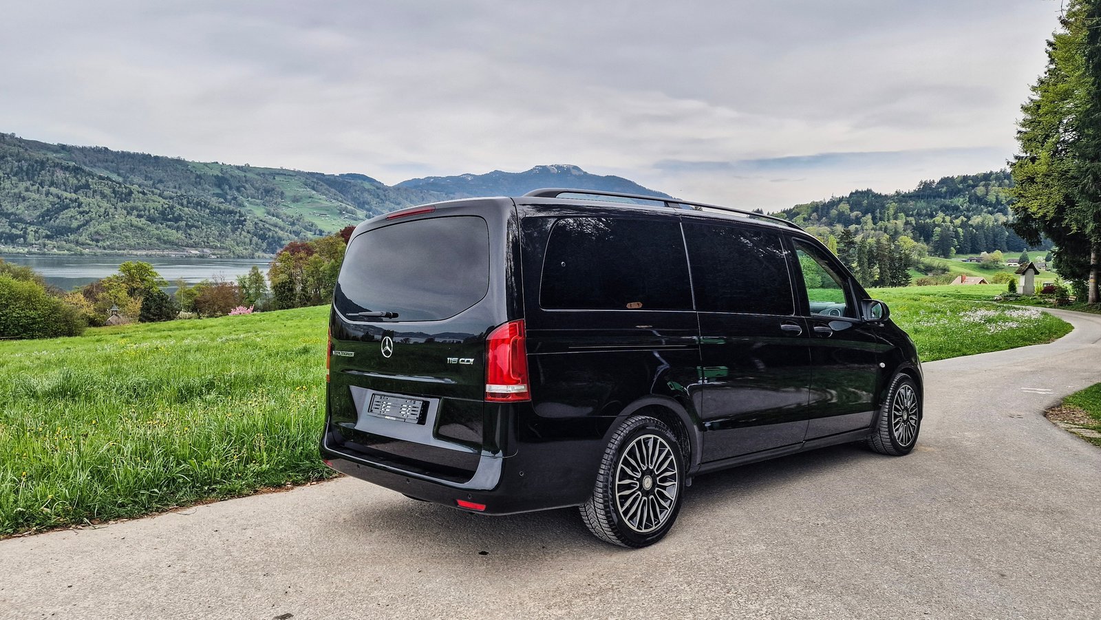 MERCEDES-BENZ Vito 116 VIP-Bus Tourer L 7G-Tronic, Diesel, Occasion / Gebraucht, Automatik - 3
