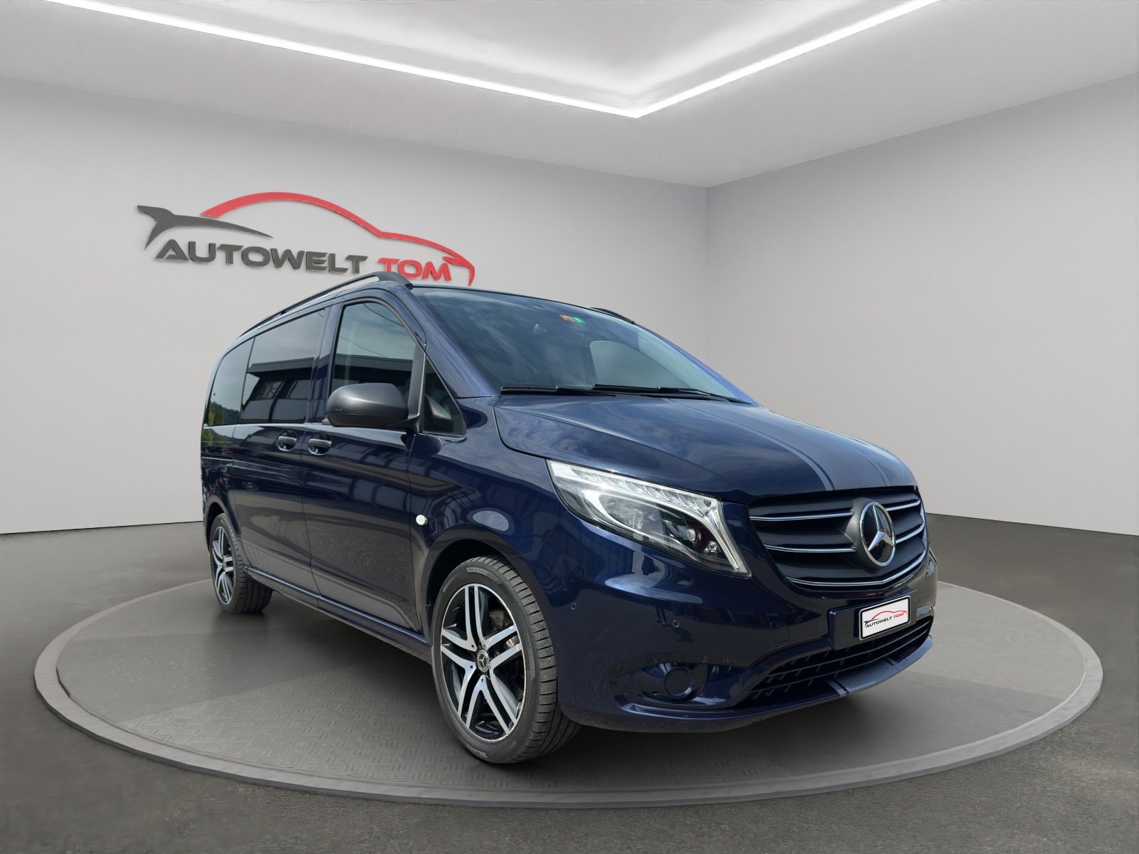 MERCEDES-BENZ Vito 124 CDI Select Tourer 4Matic 9G-Tronic, Diesel, Second hand / Used, Automatic - 7