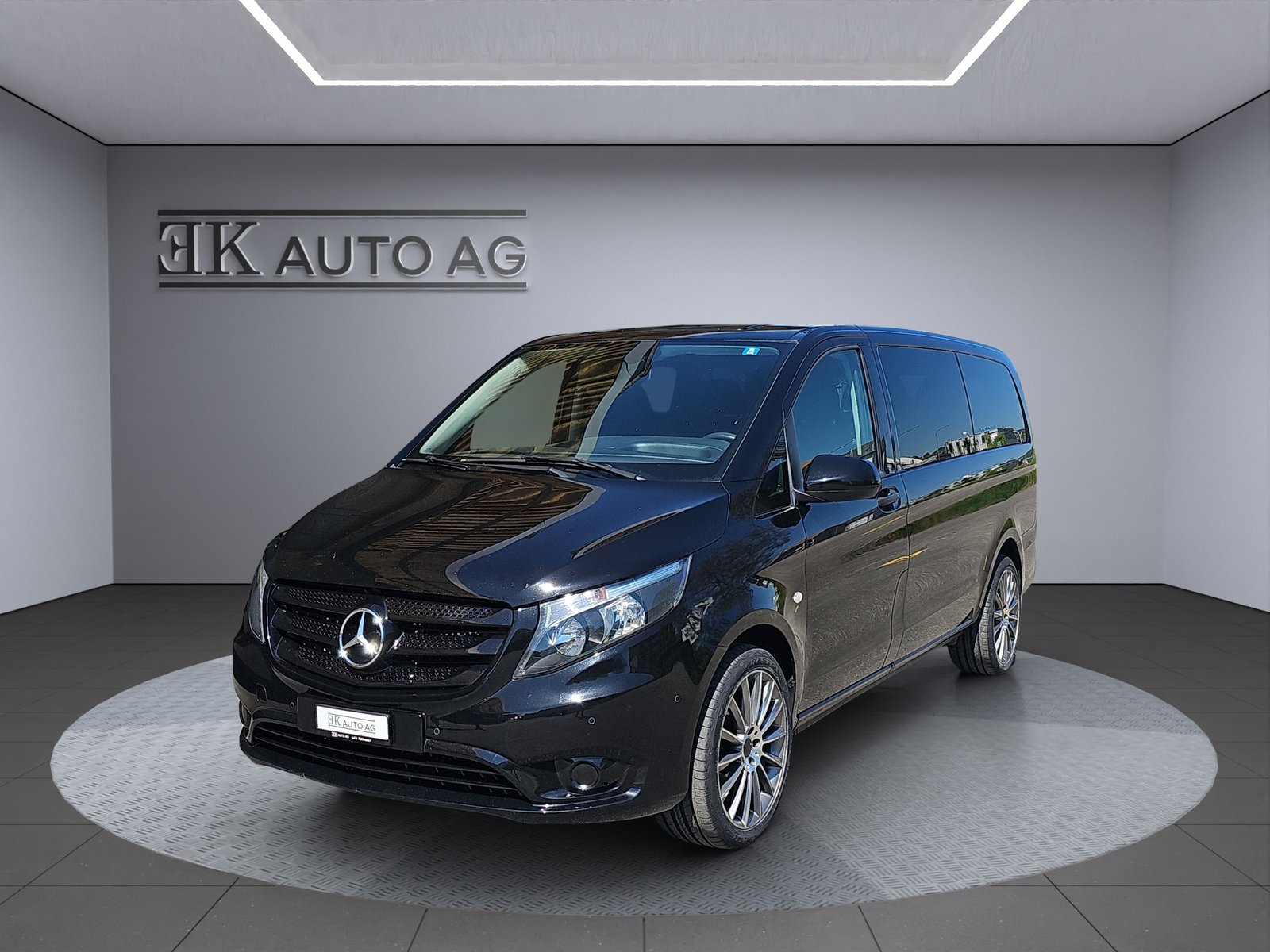 MERCEDES-BENZ Vito 116 CDI Lang Select Tourer 9G-Tronic