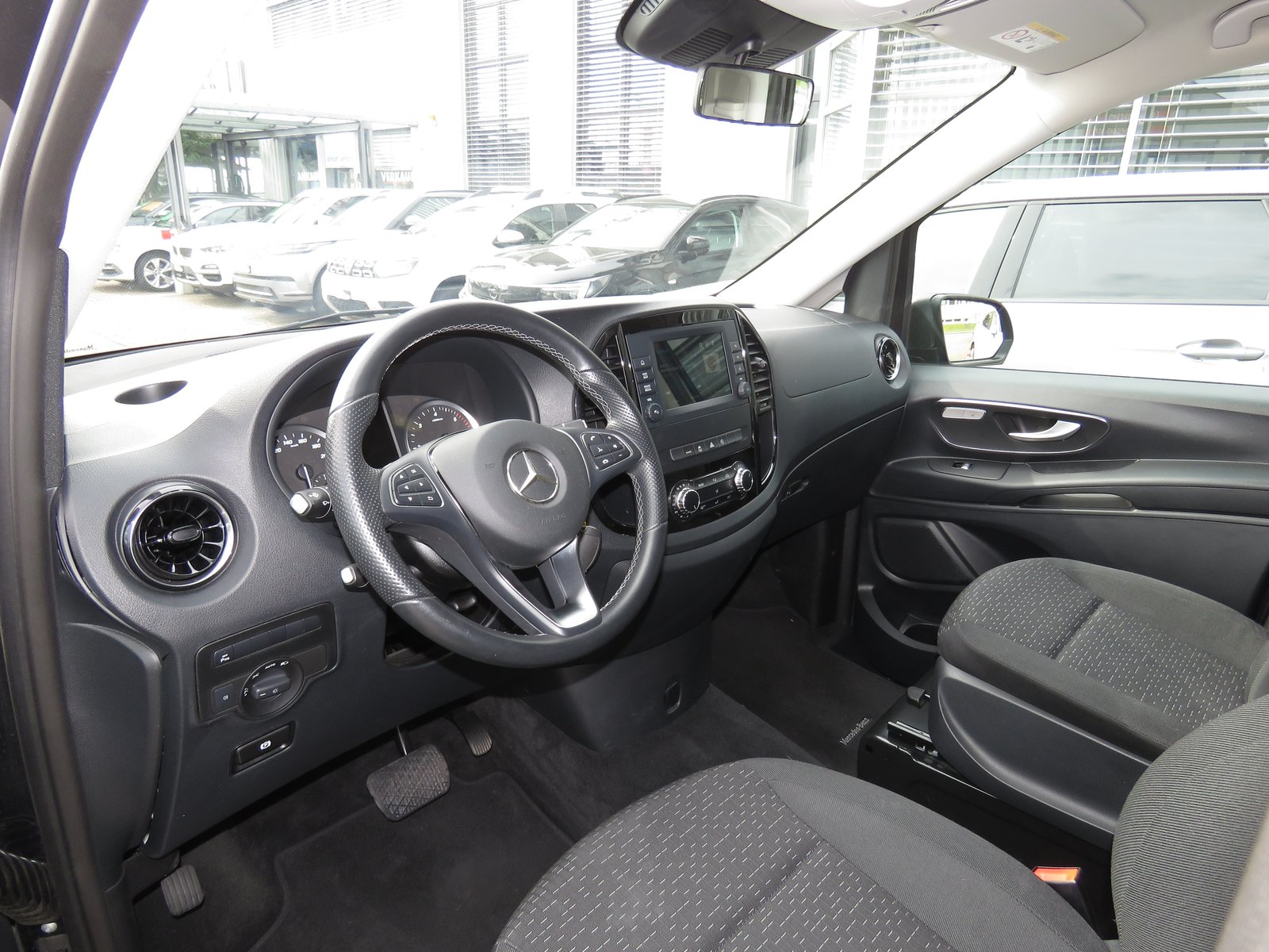 MERCEDES-BENZ Vito 124 CDI Lang Select Tourer 9G-Tronic (8-P, Diesel, Occasioni / Usate, Automatico - 7