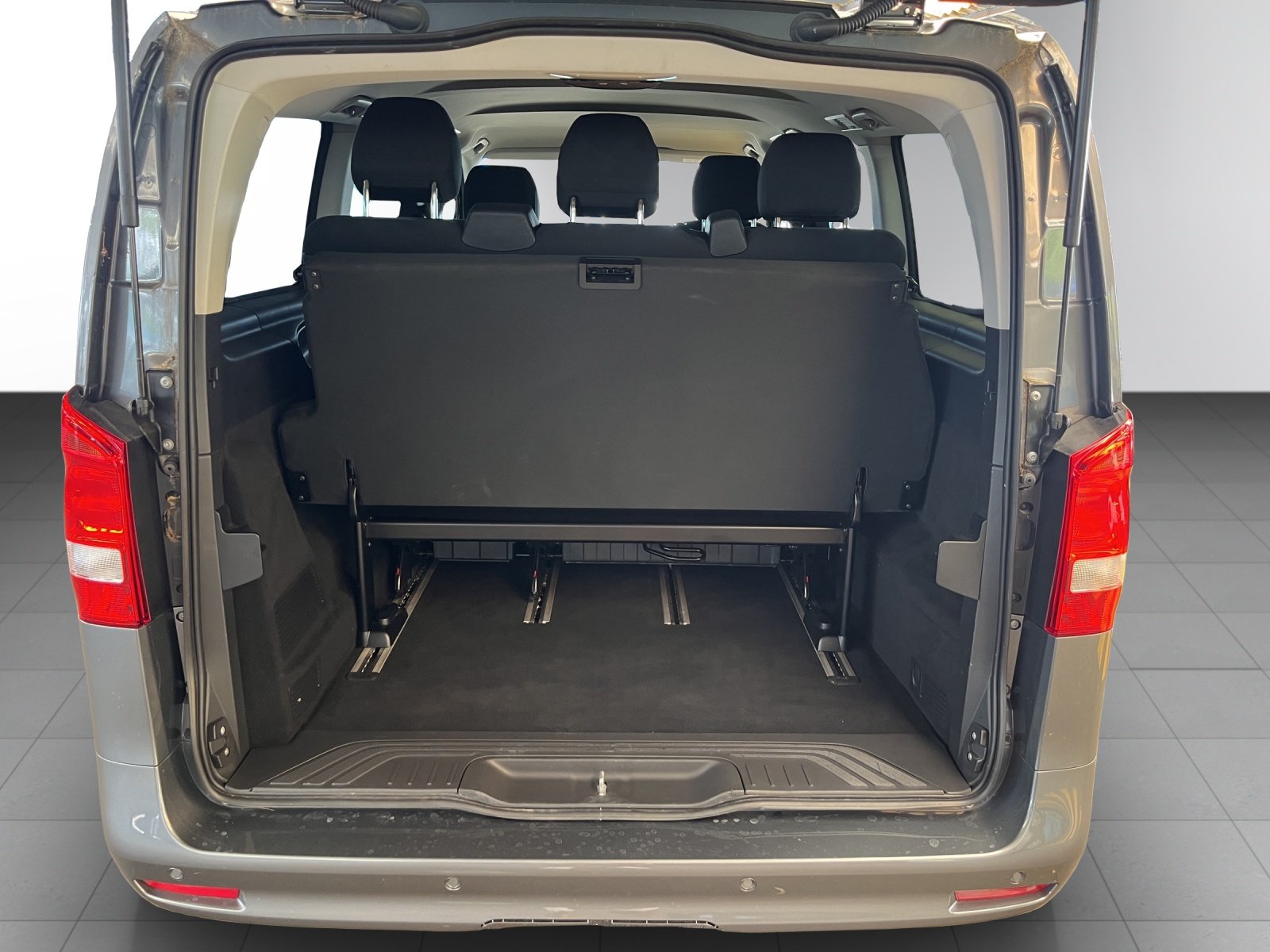 MERCEDES-BENZ Vito 116 CDI Lang Select Family Tourer 4Matic, Diesel, Second hand / Used, Automatic - 6