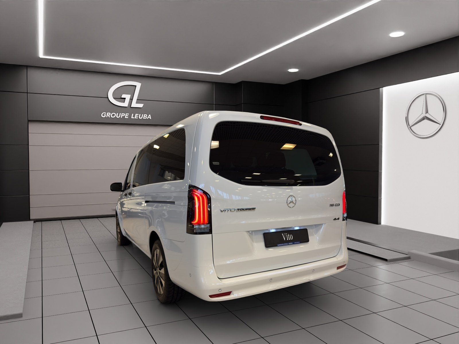 MERCEDES-BENZ Vito 116 CDI Lang Select Tourer 4Matic 9G-Tron, Diesel, Vorführwagen, Automatik - 4