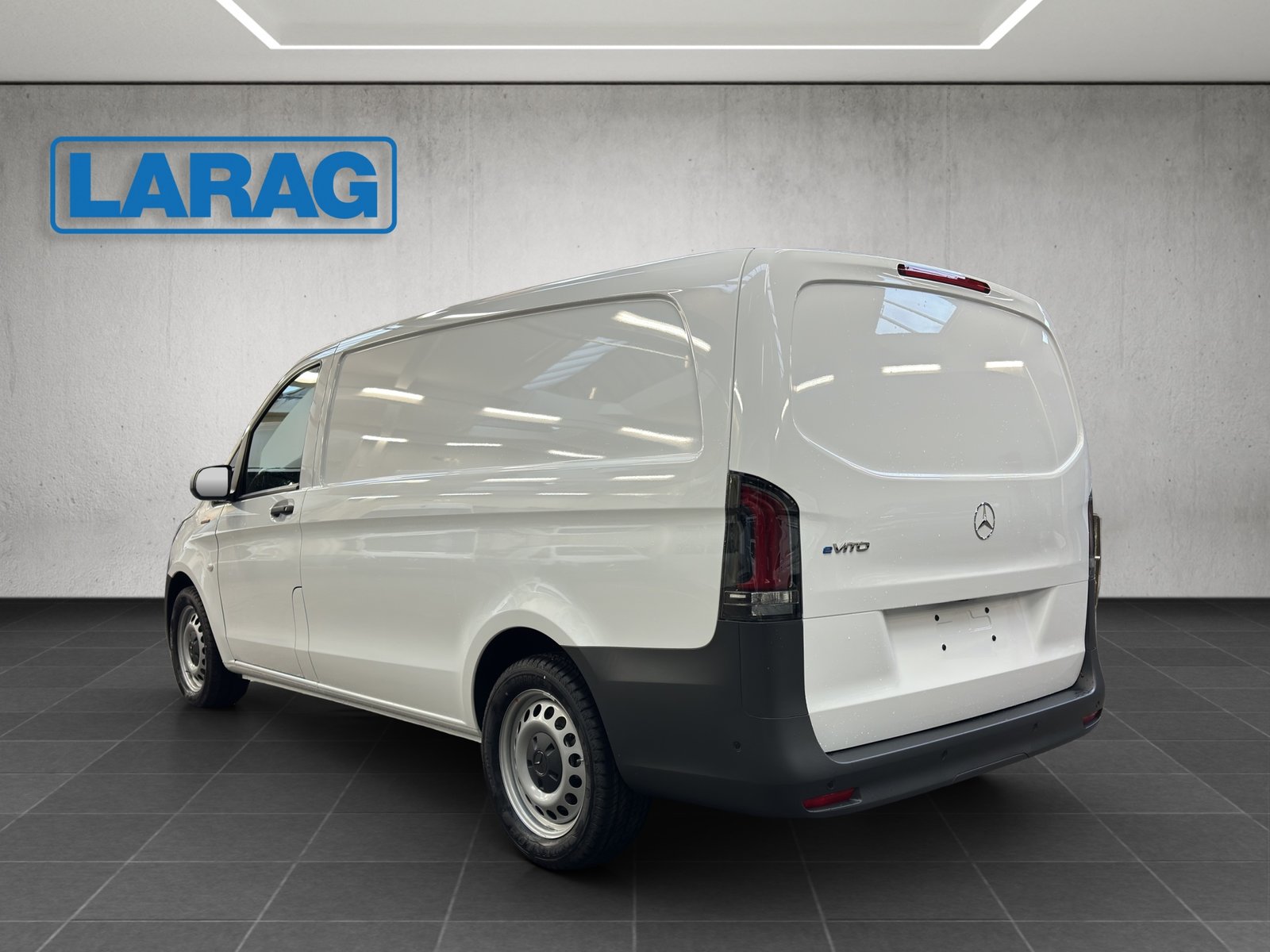MERCEDES-BENZ eVito Kasten 90kWh Lang, Electric, New car, Automatic - 4