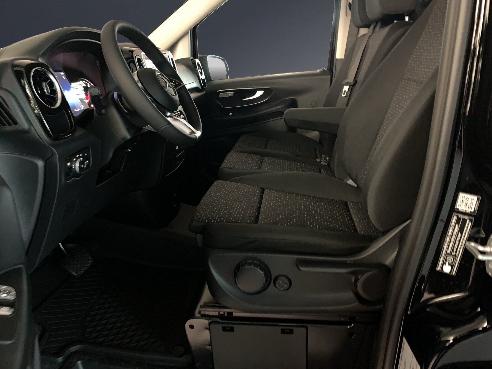 MERCEDES-BENZ Vito 119 CDI Kompakt Pro 9G-Tronic 4M, Diesel, Neuwagen, Automatik - 6