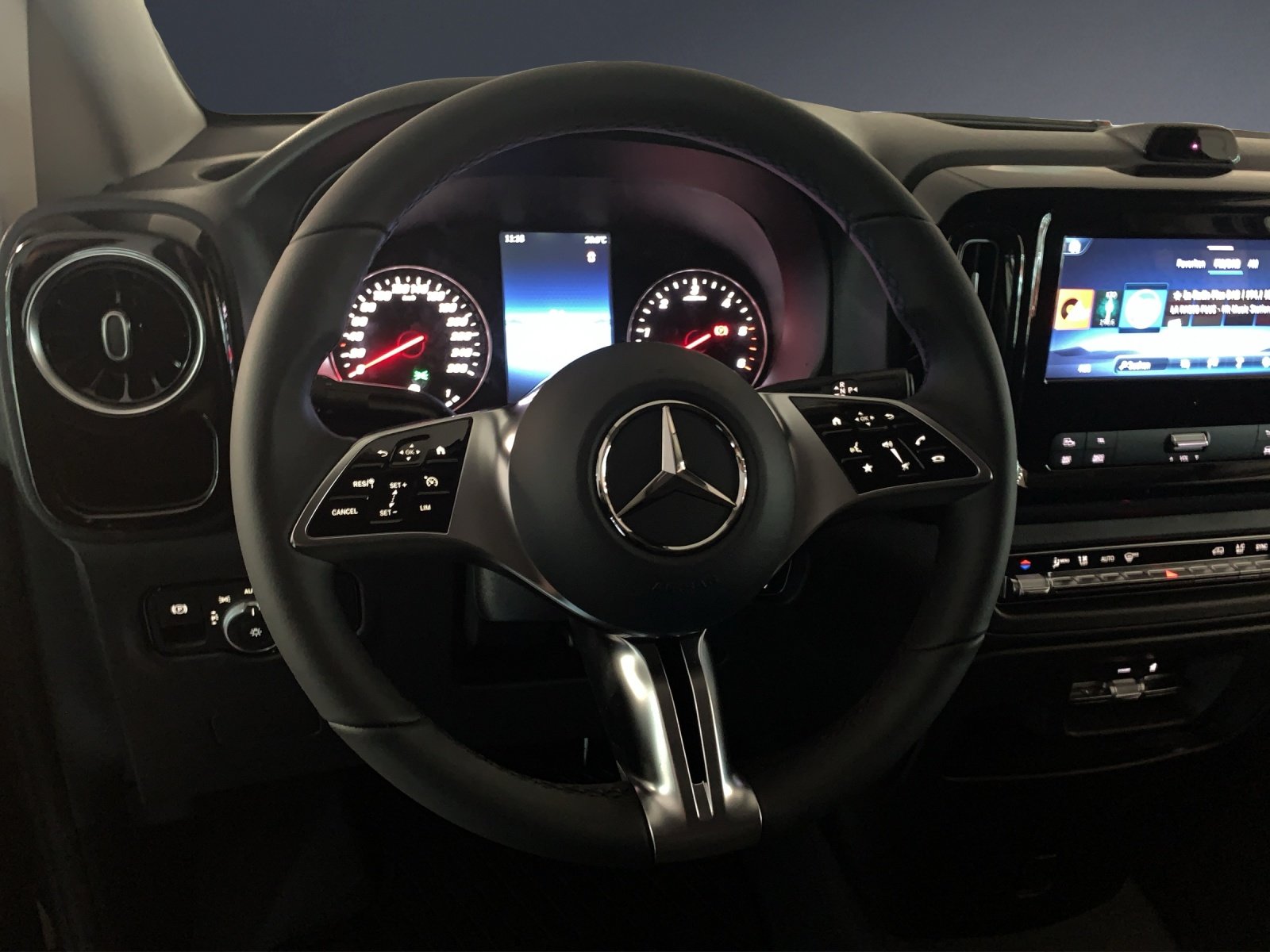 MERCEDES-BENZ Vito 119 CDI Kompakt Pro 9G-Tronic 4M, Diesel, Neuwagen, Automatik - 7