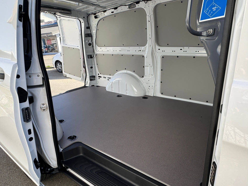 MERCEDES-BENZ Vito 119 CDI 4x4 Kasten Pro lang, Diesel, Voiture nouvelle, Automatique - 6