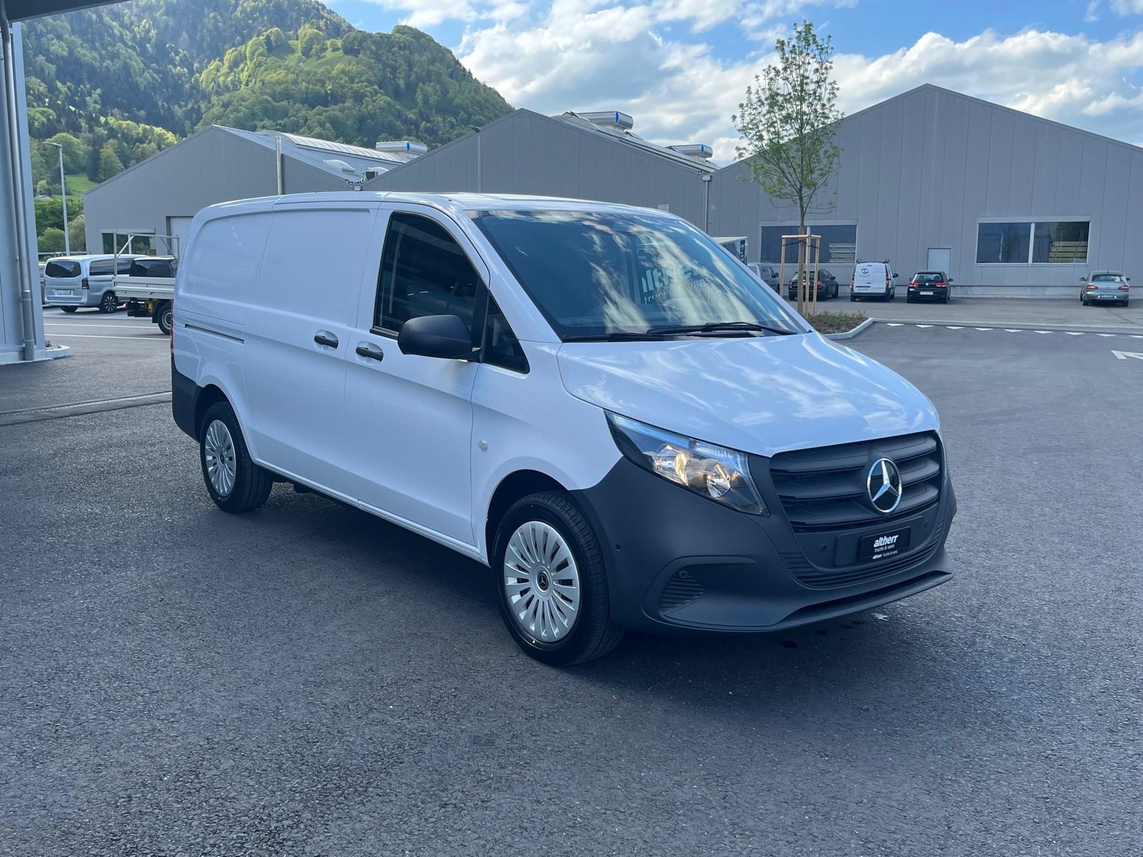 MERCEDES-BENZ Vito 114 Kaw. L 2.0 CDI Pro Worker II 4Matic, Diesel, Auto nuove, Automatico - 2