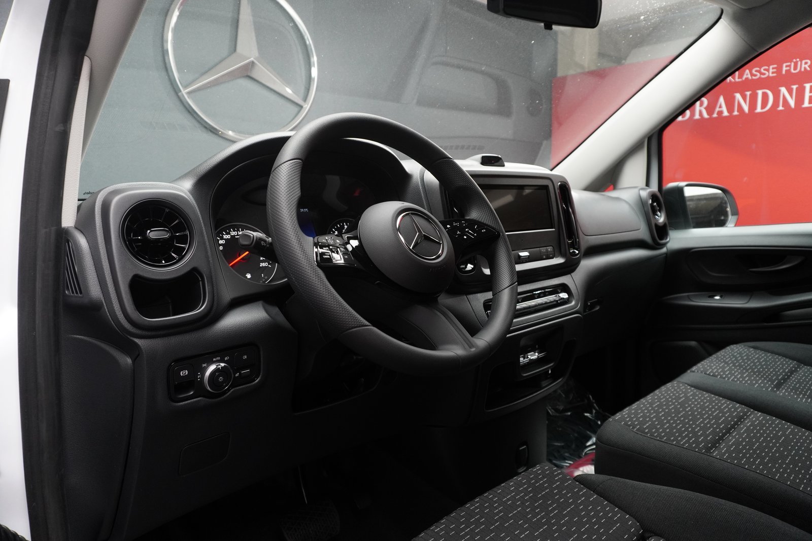 MERCEDES-BENZ Vito 114 CDI KA 3200mm L 4x4 Worker II, Diesel, Auto nuove, Automatico - 4