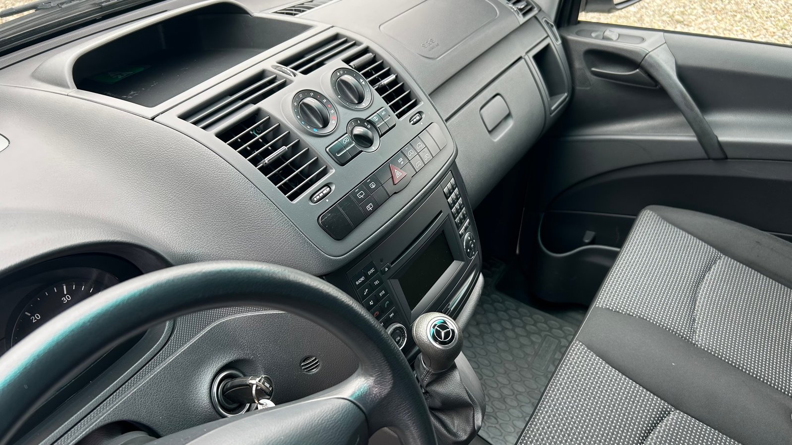 MERCEDES-BENZ Vito 113 CDI Blue Efficiency L A, Diesel, Occasion / Gebraucht, Automatik - 4