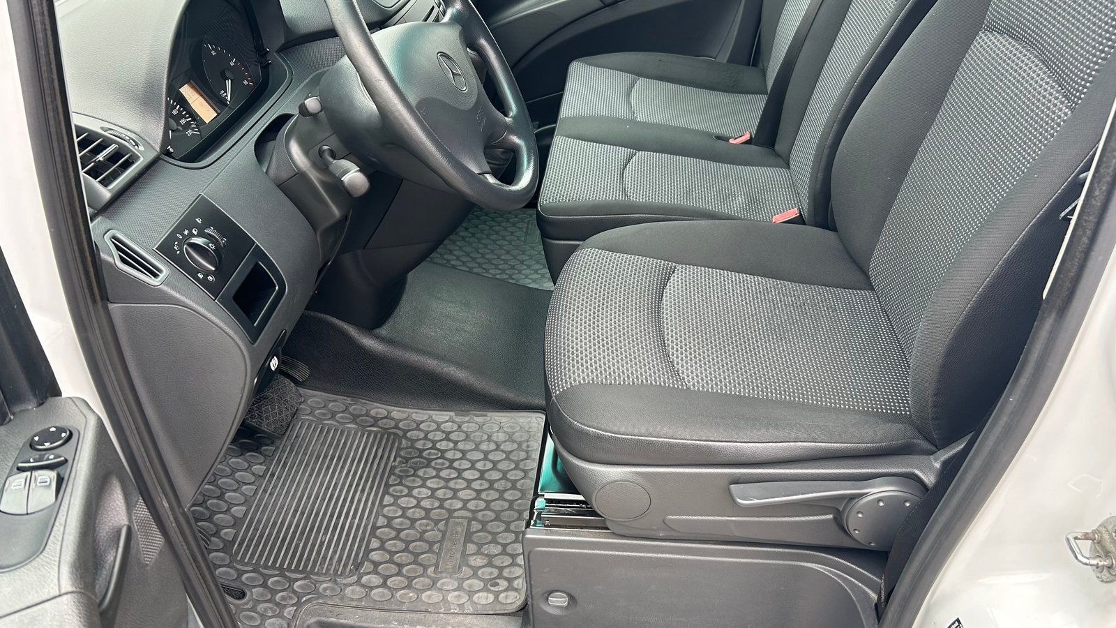 MERCEDES-BENZ Vito 113 CDI Blue Efficiency L A, Diesel, Occasion / Gebraucht, Automatik - 6