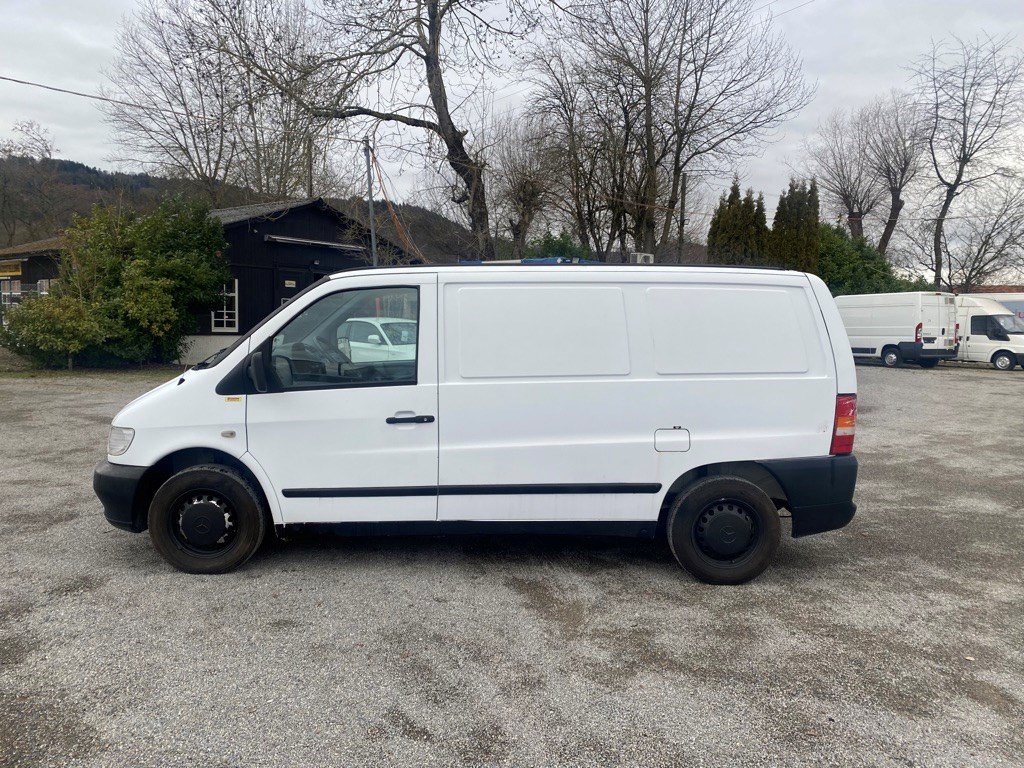MERCEDES-BENZ VITO 2.2 CDI, Diesel, Second hand / Used, Manual - 3
