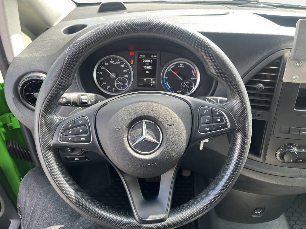 MERCEDES-BENZ eVito Kaw. L 60 kWh, Electric, Second hand / Used, Automatic - 6