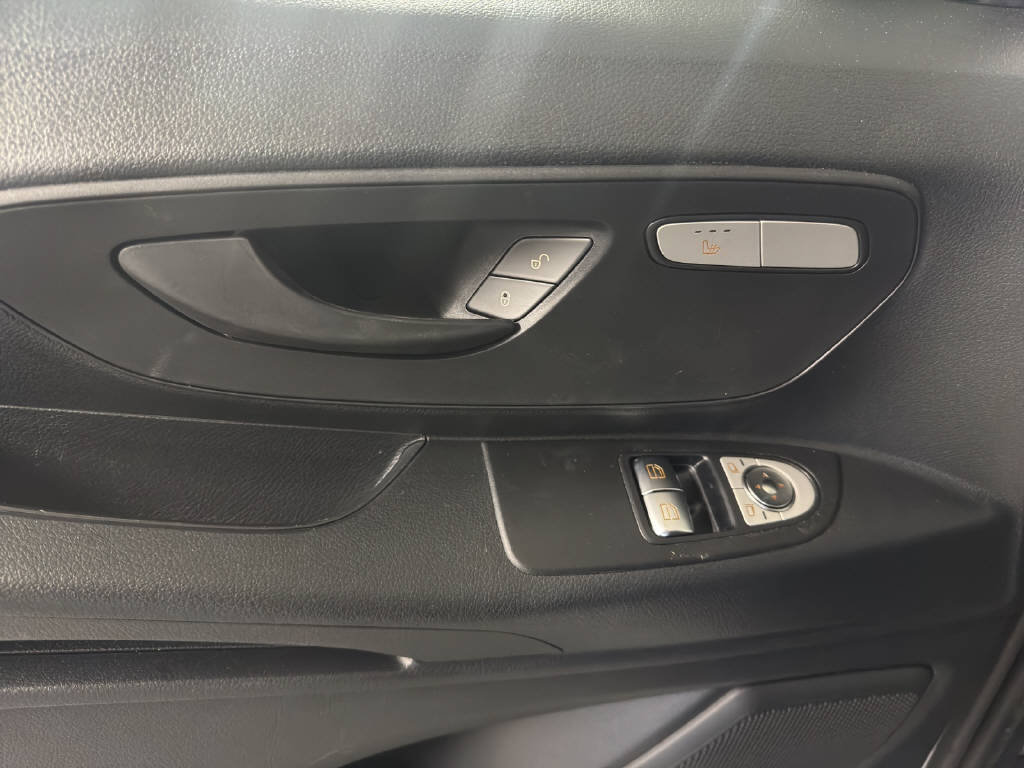 MERCEDES-BENZ eVito 112 KA L 60 kWh, Électrique, Occasion / Utilisé, Automatique - 6