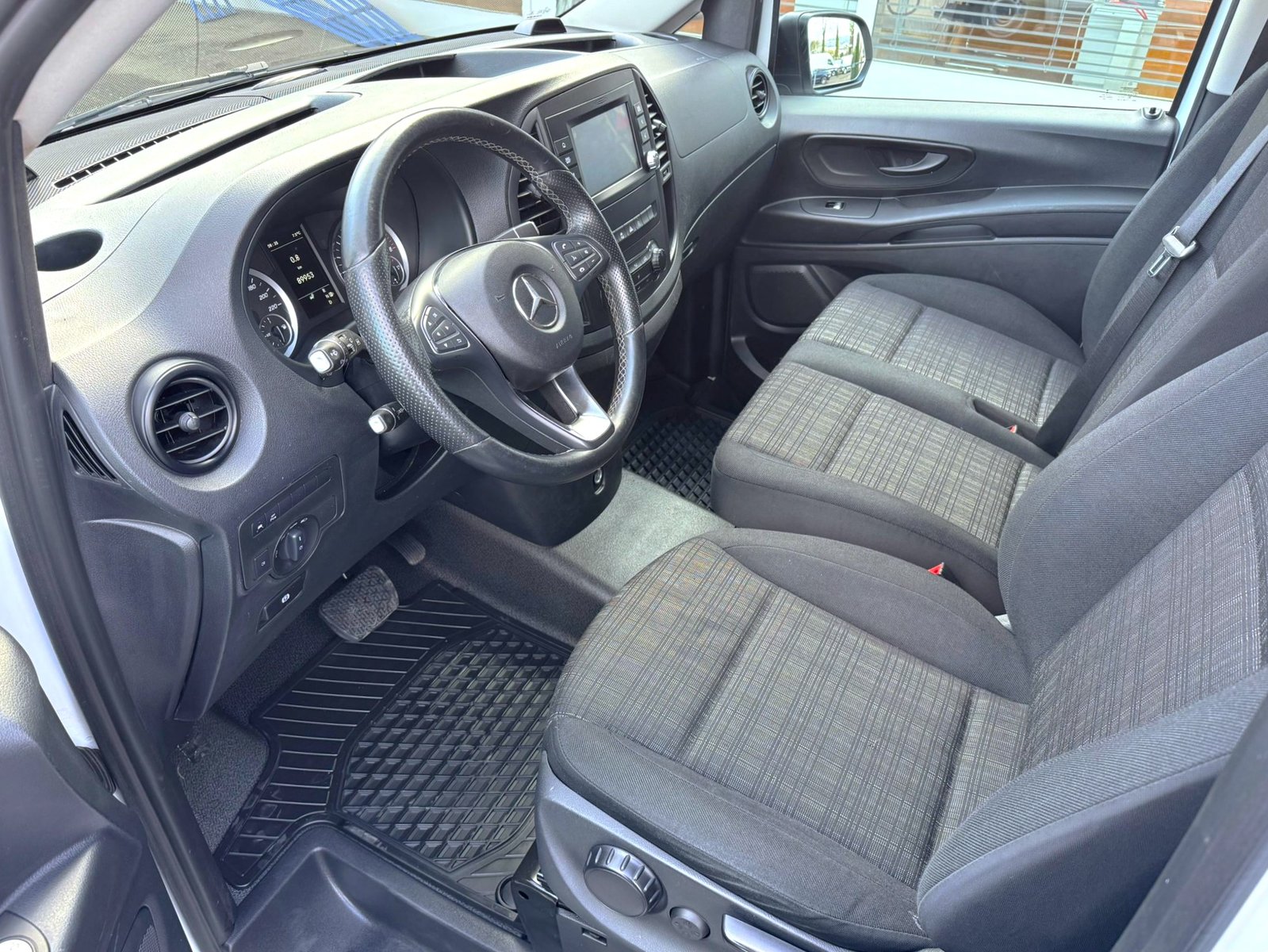 MERCEDES-BENZ Vito 114 Kaw. CDI Lang 9G-Tronic, Diesel, Second hand / Used, Automatic - 2