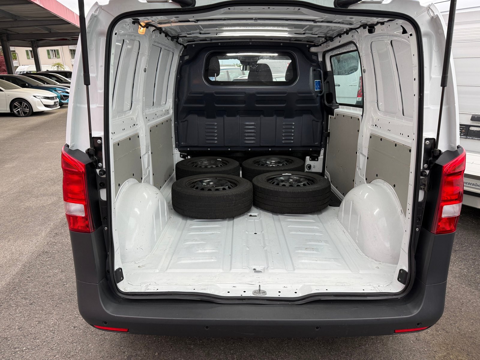 MERCEDES-BENZ Vito 114 CDI 9G-Tronic Kompakt, Diesel, Occasion / Utilisé, Automatique - 3