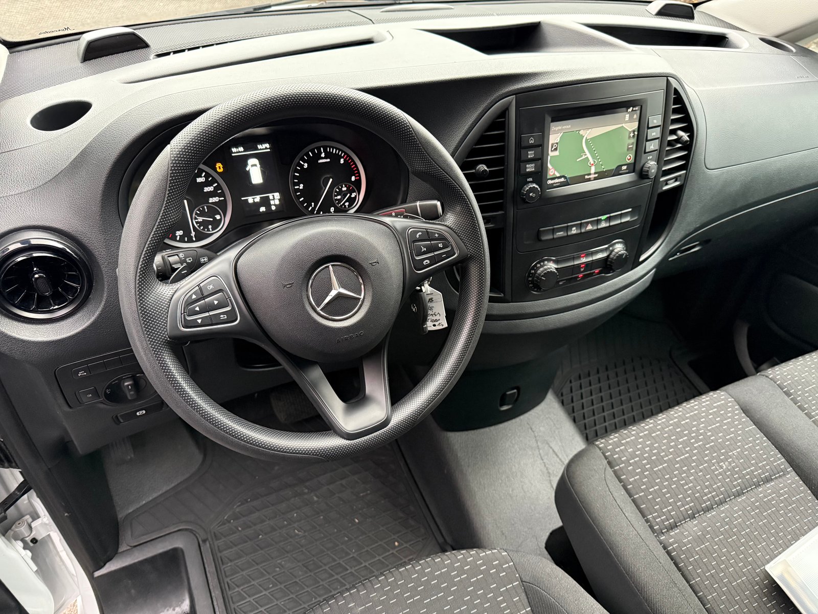 MERCEDES-BENZ Vito 114 CDI 9G-Tronic Kompakt, Diesel, Occasion / Utilisé, Automatique - 4