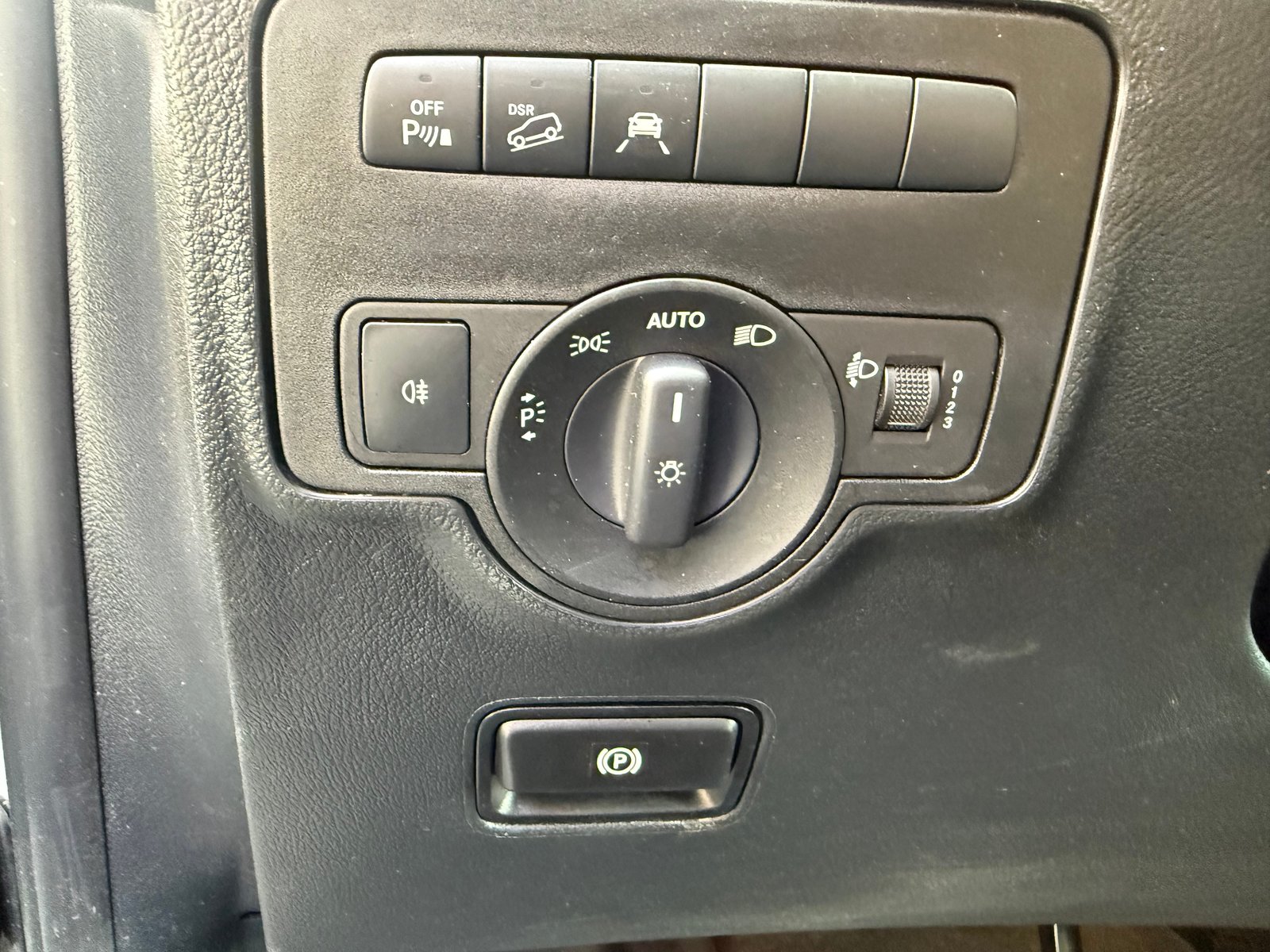 MERCEDES-BENZ Vito 114 CDI Extralang Base 4x4, Diesel, Occasion / Utilisé, Automatique - 7