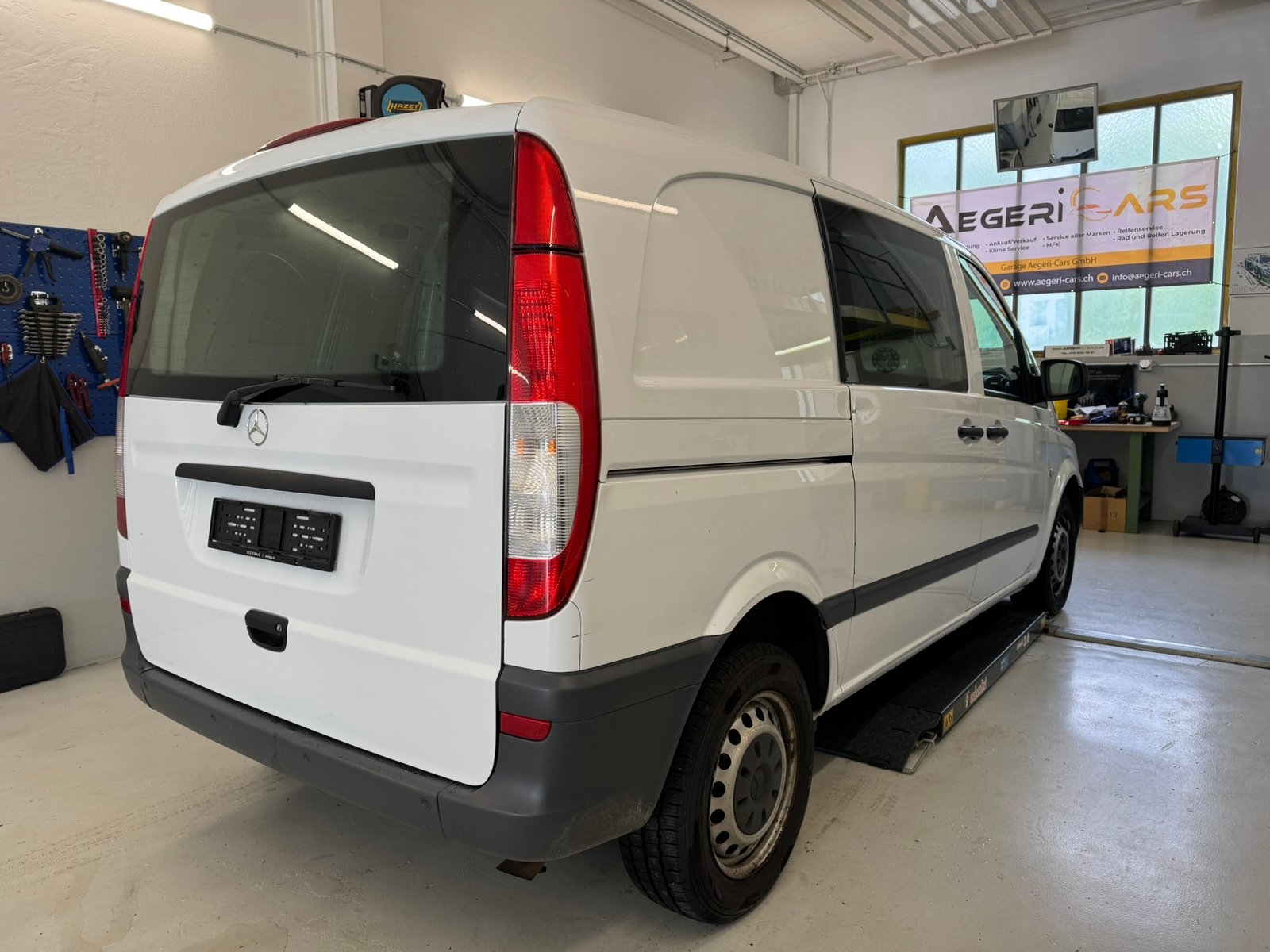 MERCEDES-BENZ Vito 113 CDI Blue Efficiency L, Diesel, Second hand / Used, Manual - 4