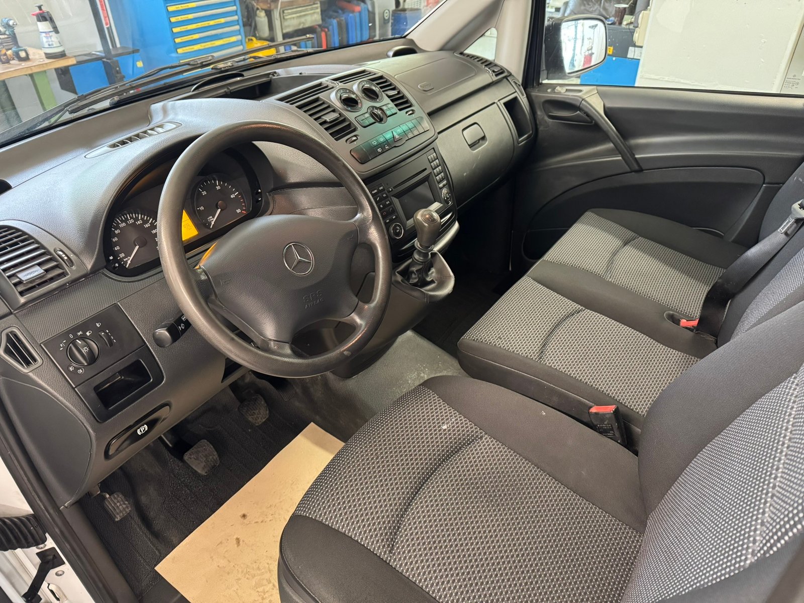 MERCEDES-BENZ Vito 113 CDI Blue Efficiency L, Diesel, Second hand / Used, Manual - 7