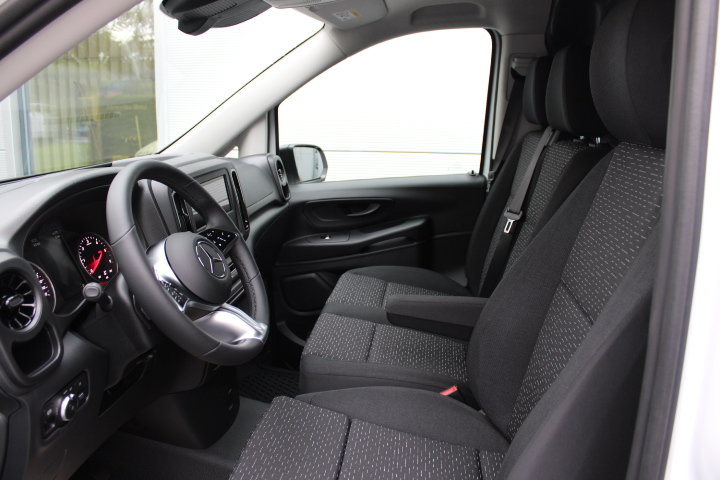 MERCEDES-BENZ Vito 119 CDI 4x4 Kasten Pro lang, Diesel, Occasioni / Usate, Automatico - 6
