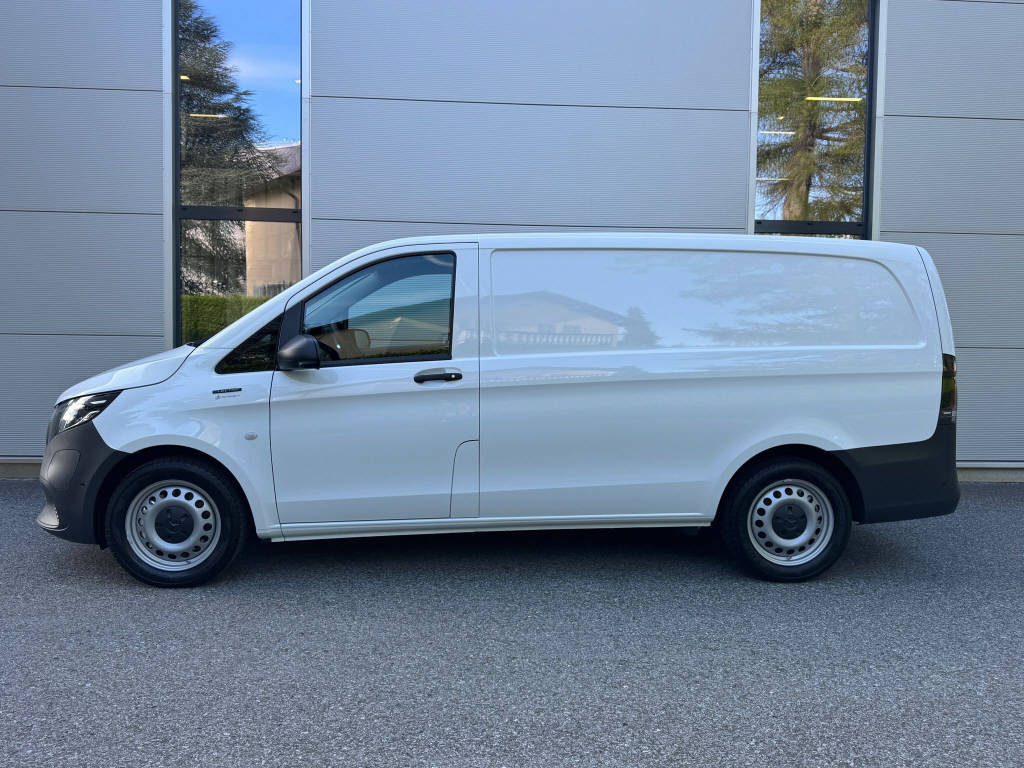 MERCEDES-BENZ eVito 129 Kasten Worker lang 90 kWh, Electric, Ex-demonstrator, Automatic - 2