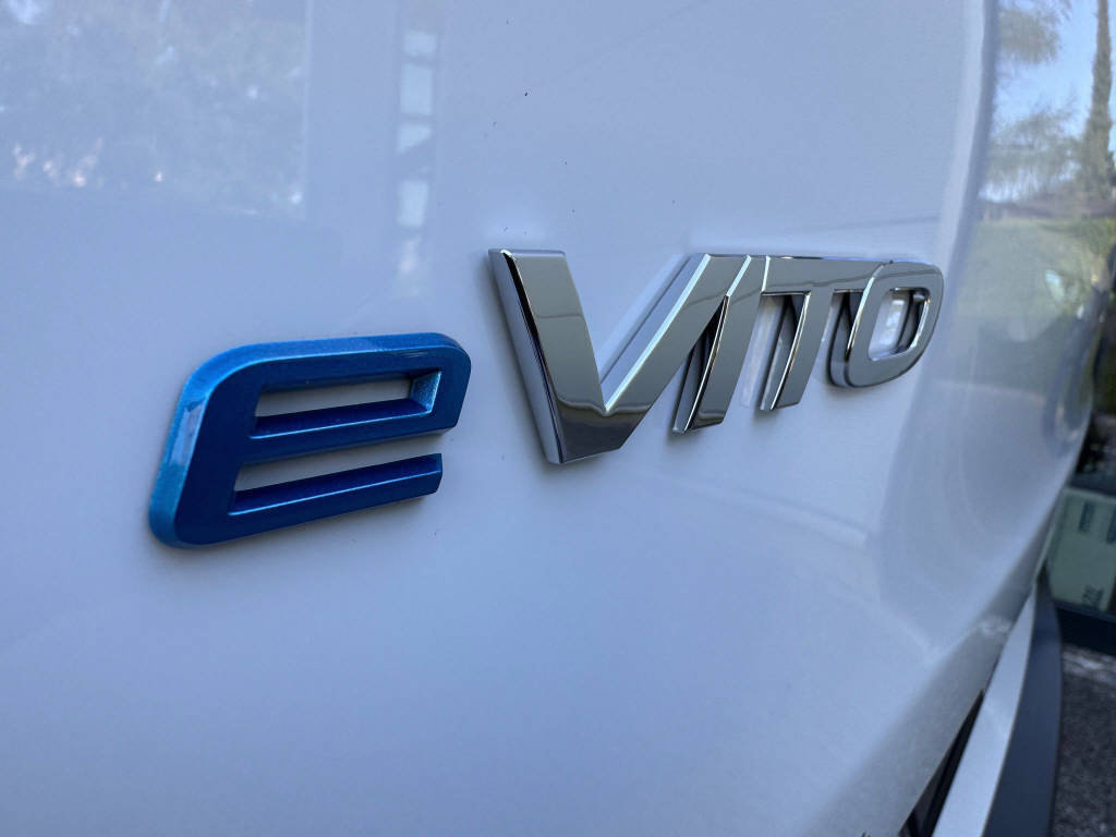 MERCEDES-BENZ eVito 129 Kasten Worker lang 90 kWh, Electric, Ex-demonstrator, Automatic - 4