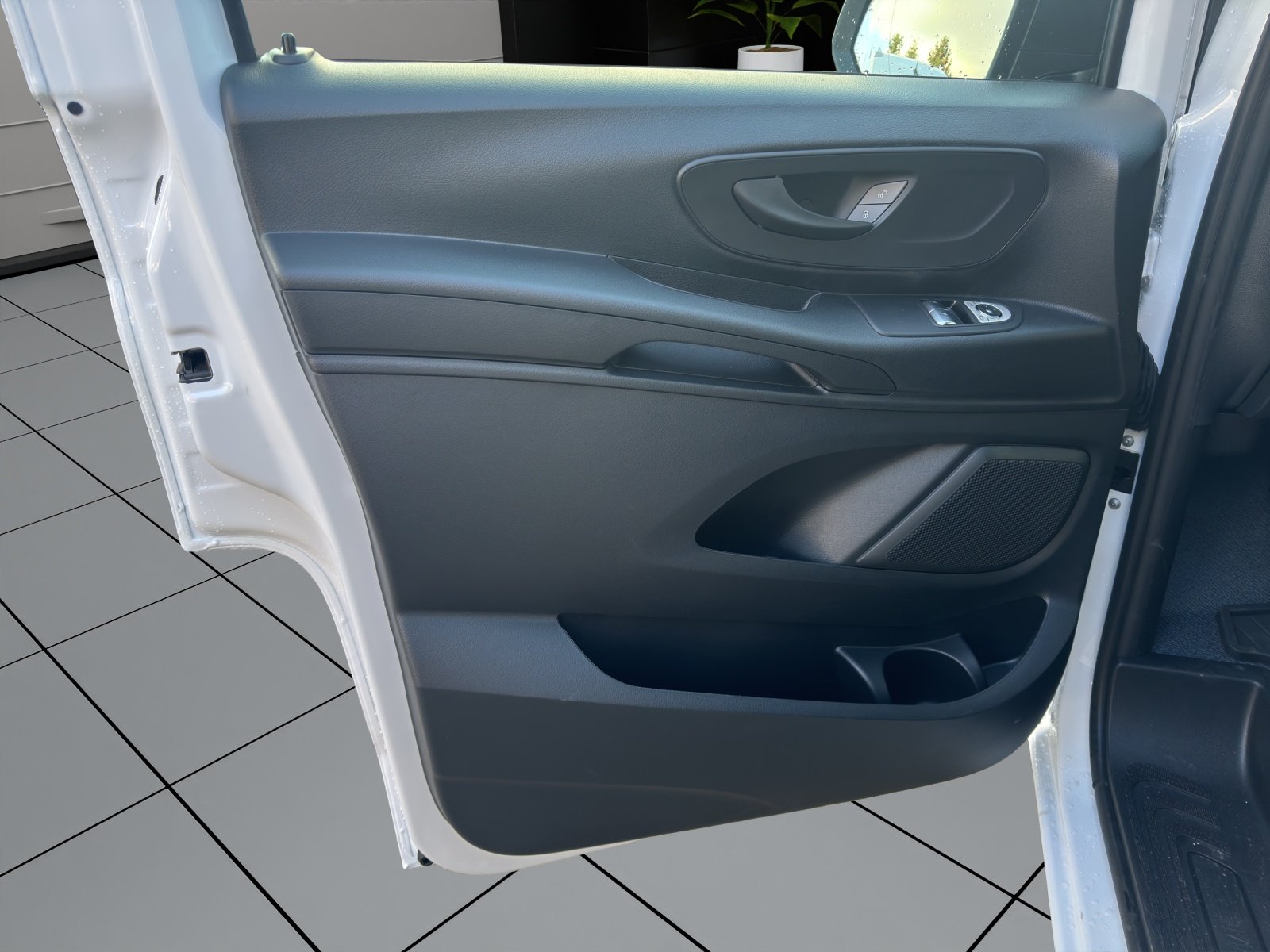 MERCEDES-BENZ Vito 114 CDI Lang Pro 9G-Tronic, Diesel, Vorführwagen, Automatik - 6