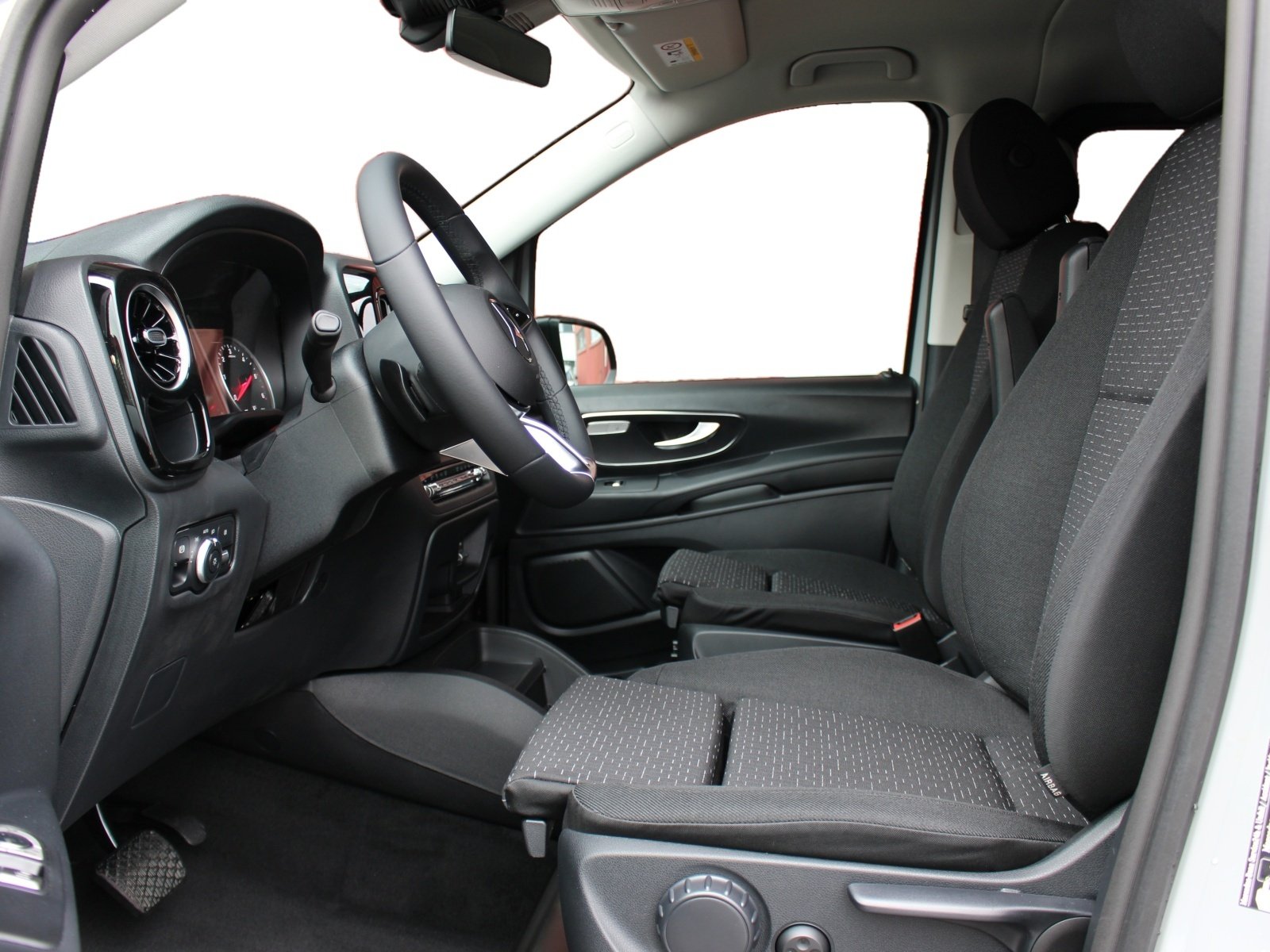 MERCEDES-BENZ Vito 116 CDI Tourer Family L 4MATIC, Diesel, Neuwagen, Automatik - 7