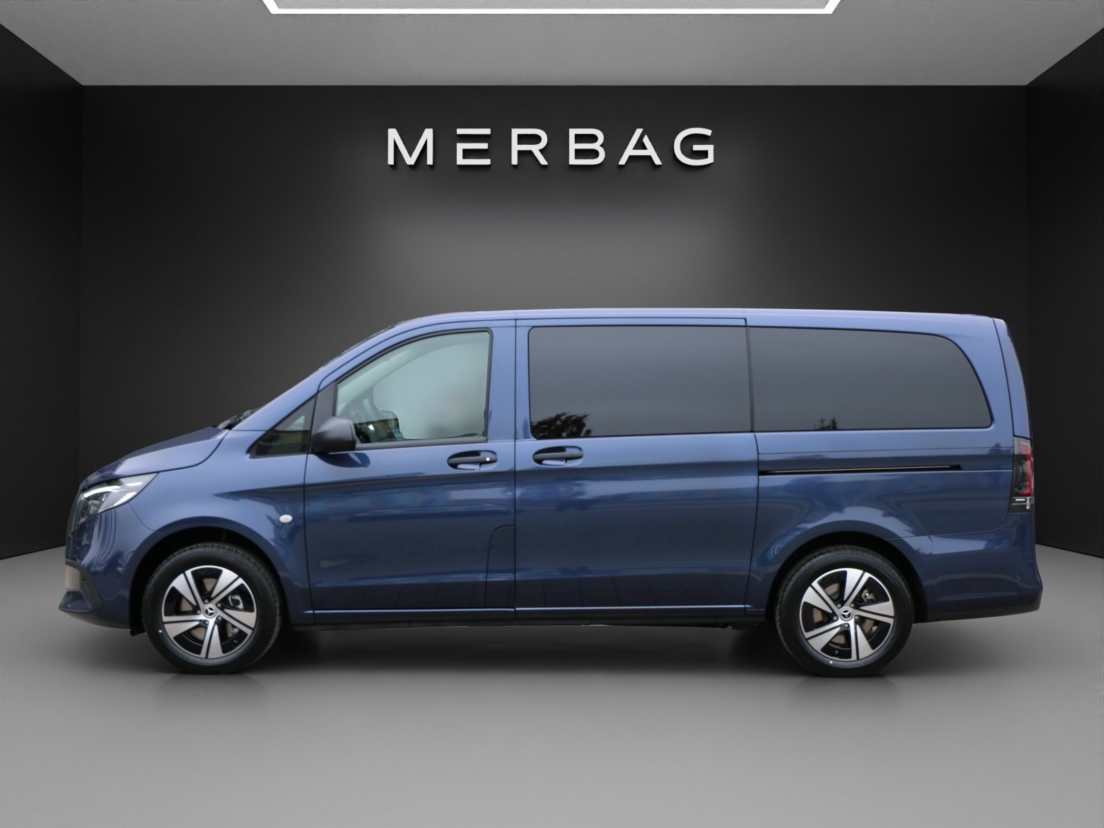 MERCEDES-BENZ Vito 116 CDI Tourer SELECT Family 3200mm, Diesel, Auto nuove, Automatico - 2