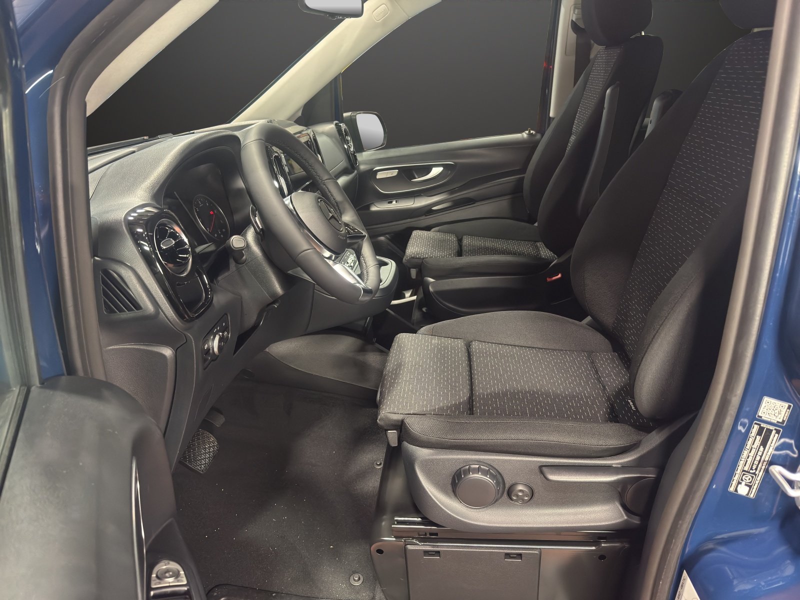 MERCEDES-BENZ Vito 116 CDI Lang Tourer 9G-Tronic 4M Select, Diesel, Voiture nouvelle, Automatique - 7