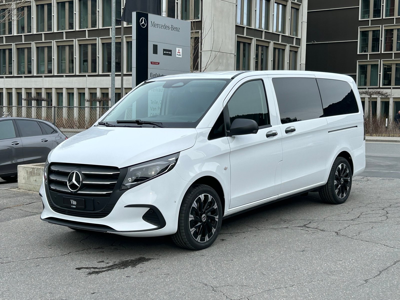 MERCEDES-BENZ Vito 116 CDI Tourer SELECT Family, Diesel, Auto nuove, Automatico - 3