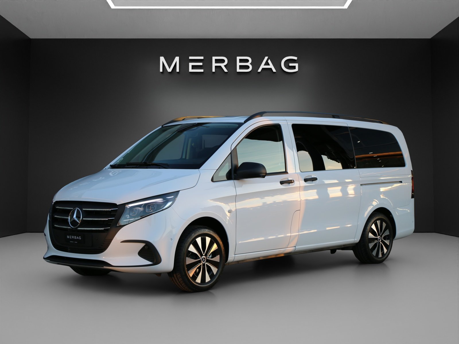 MERCEDES-BENZ Vito 116 CDI Tourer SELECT Family 3200mm