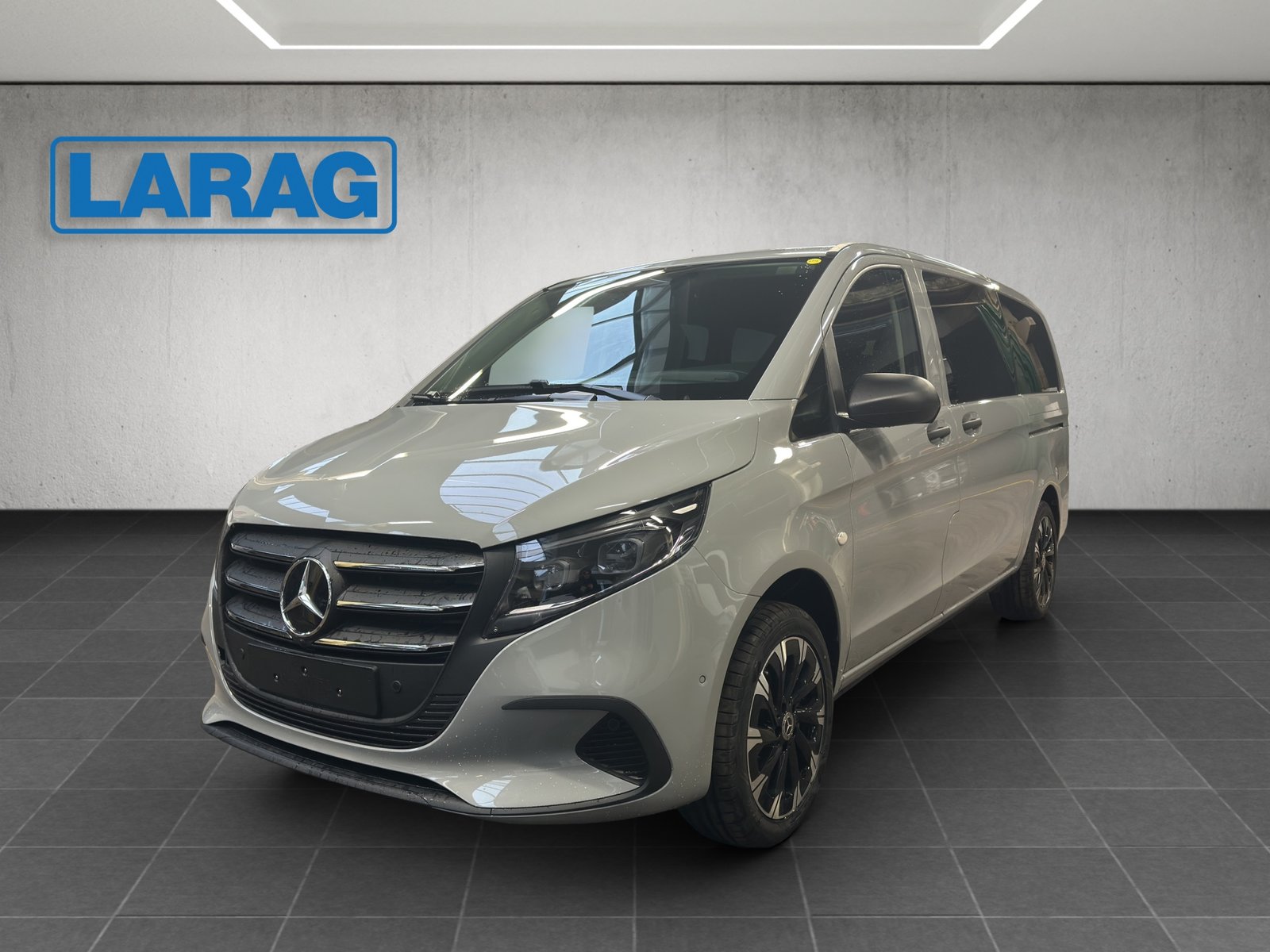 MERCEDES-BENZ Vito 116 CDI Lang Tourer 9G-Tronic 4M Select
